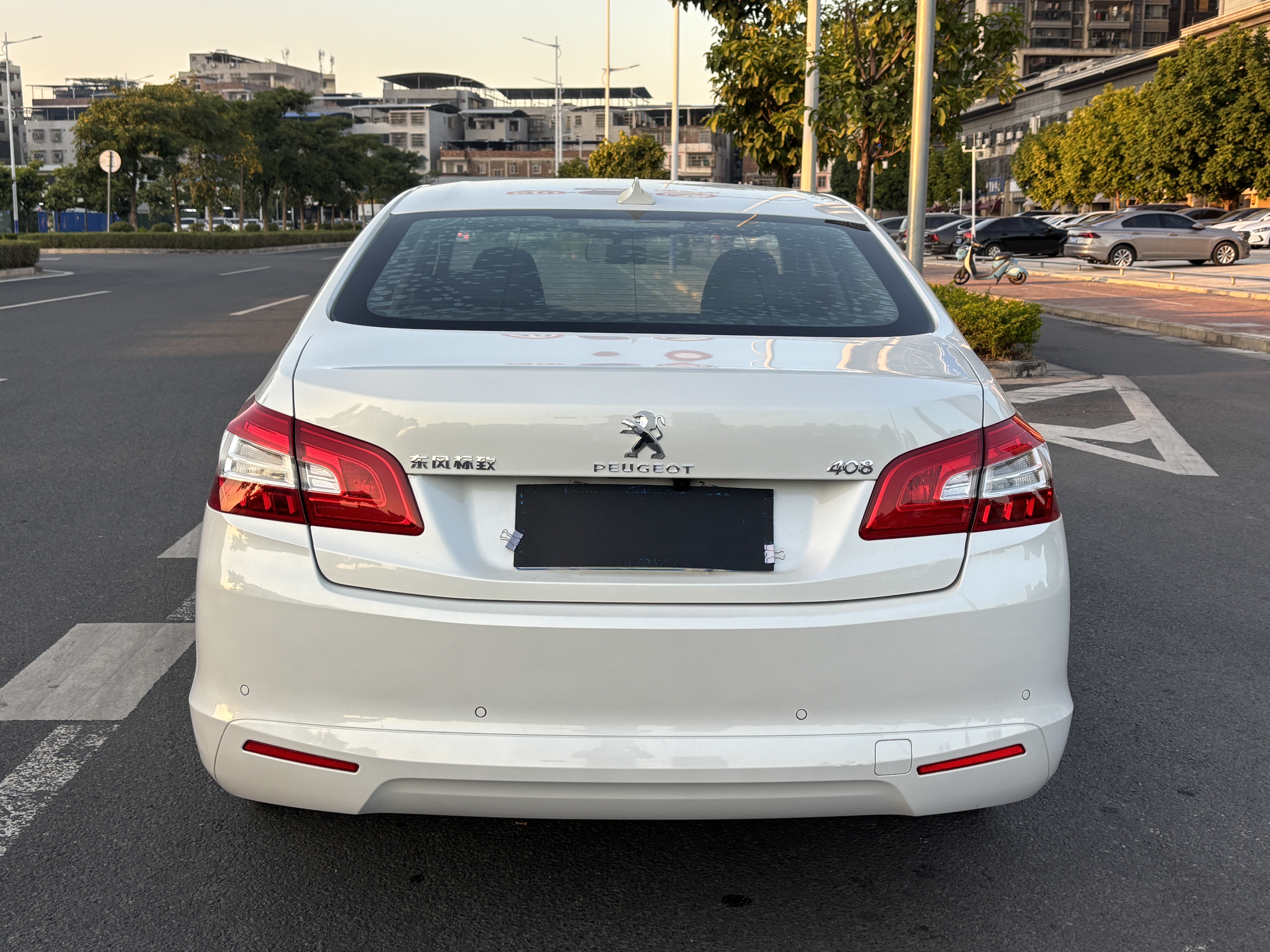 Peugeot 408 2015 car image #4