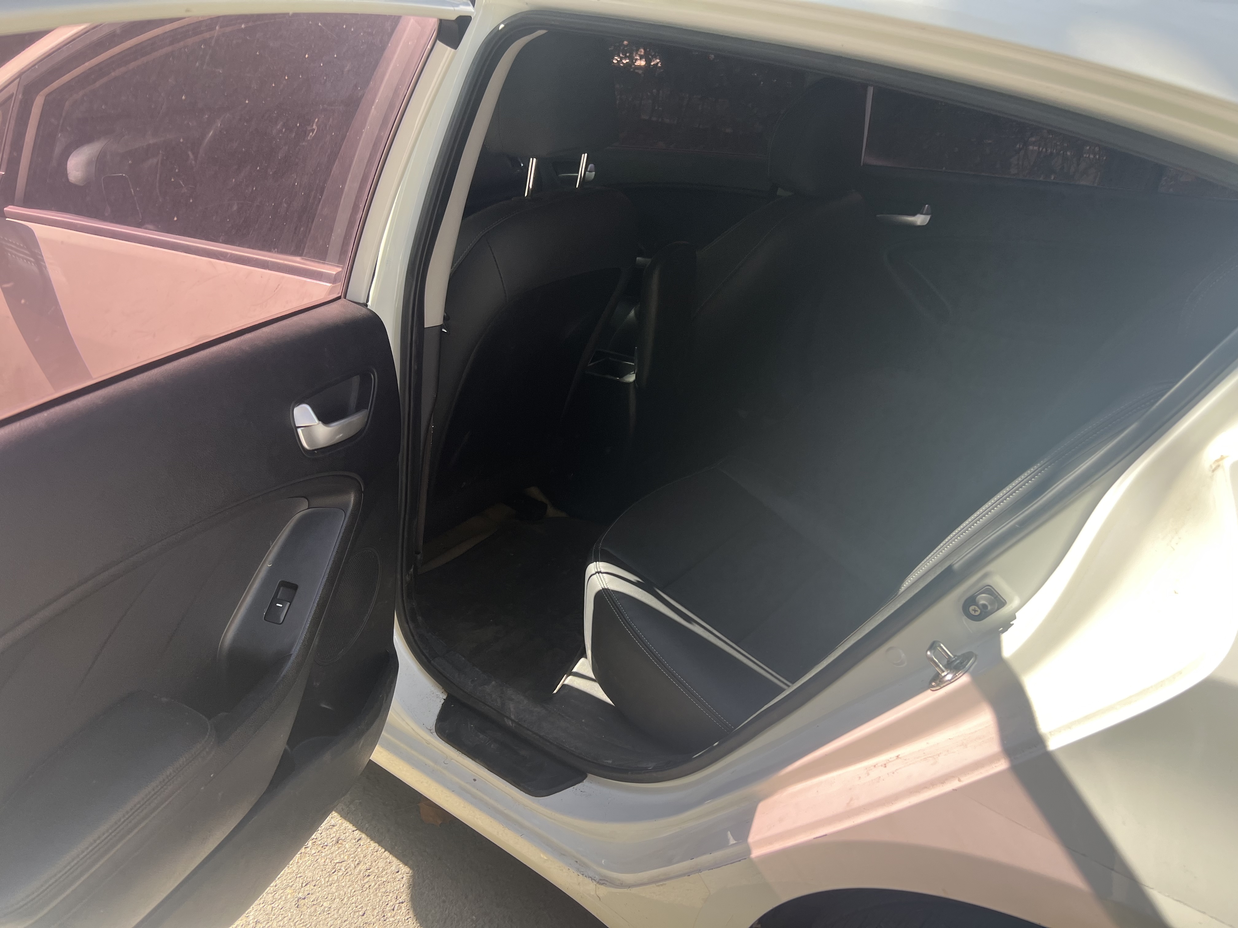 Kia Forte Koup 2015 car image #4