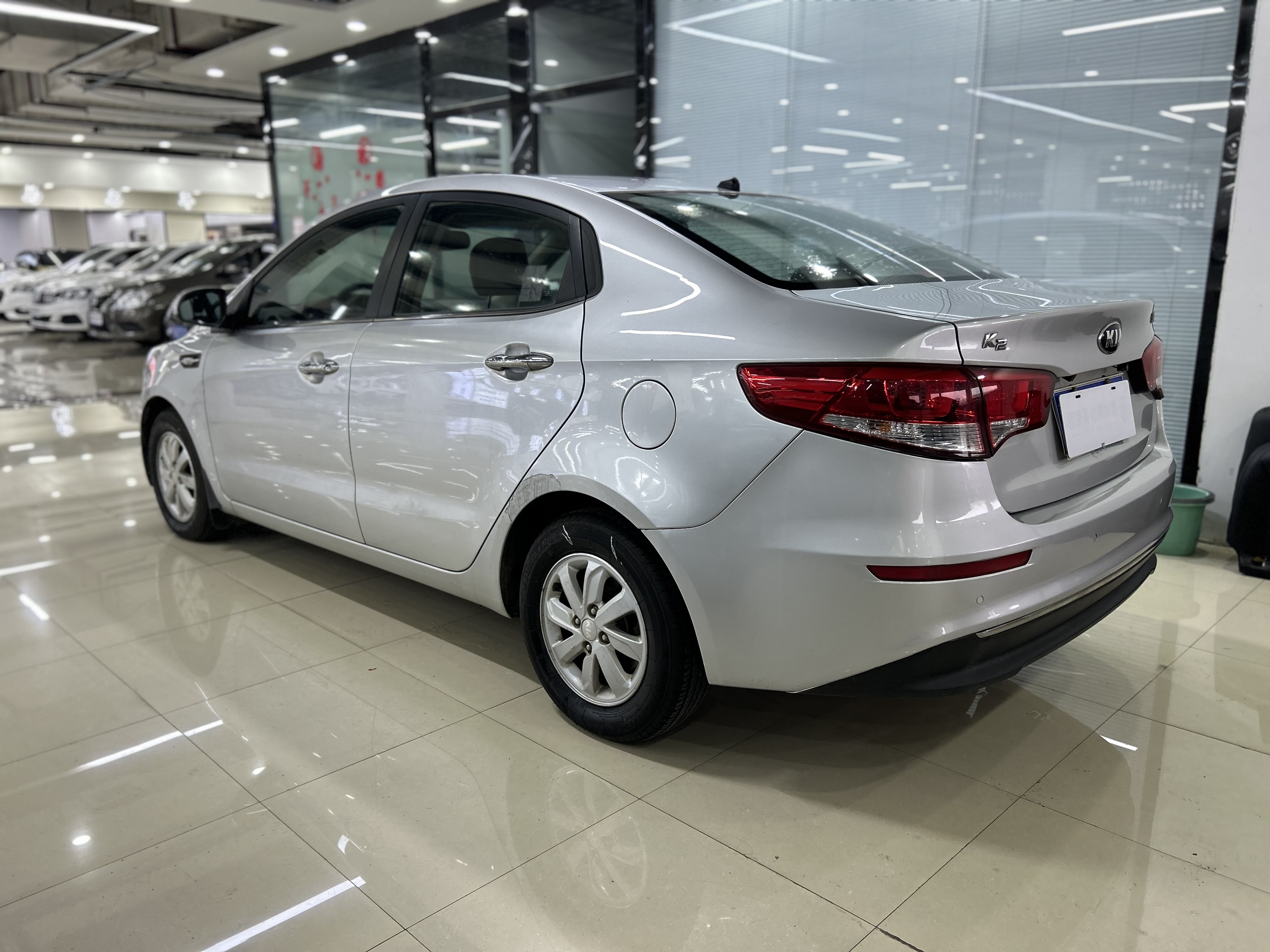 起亚 起亚K2 2016 汽车图片 #4