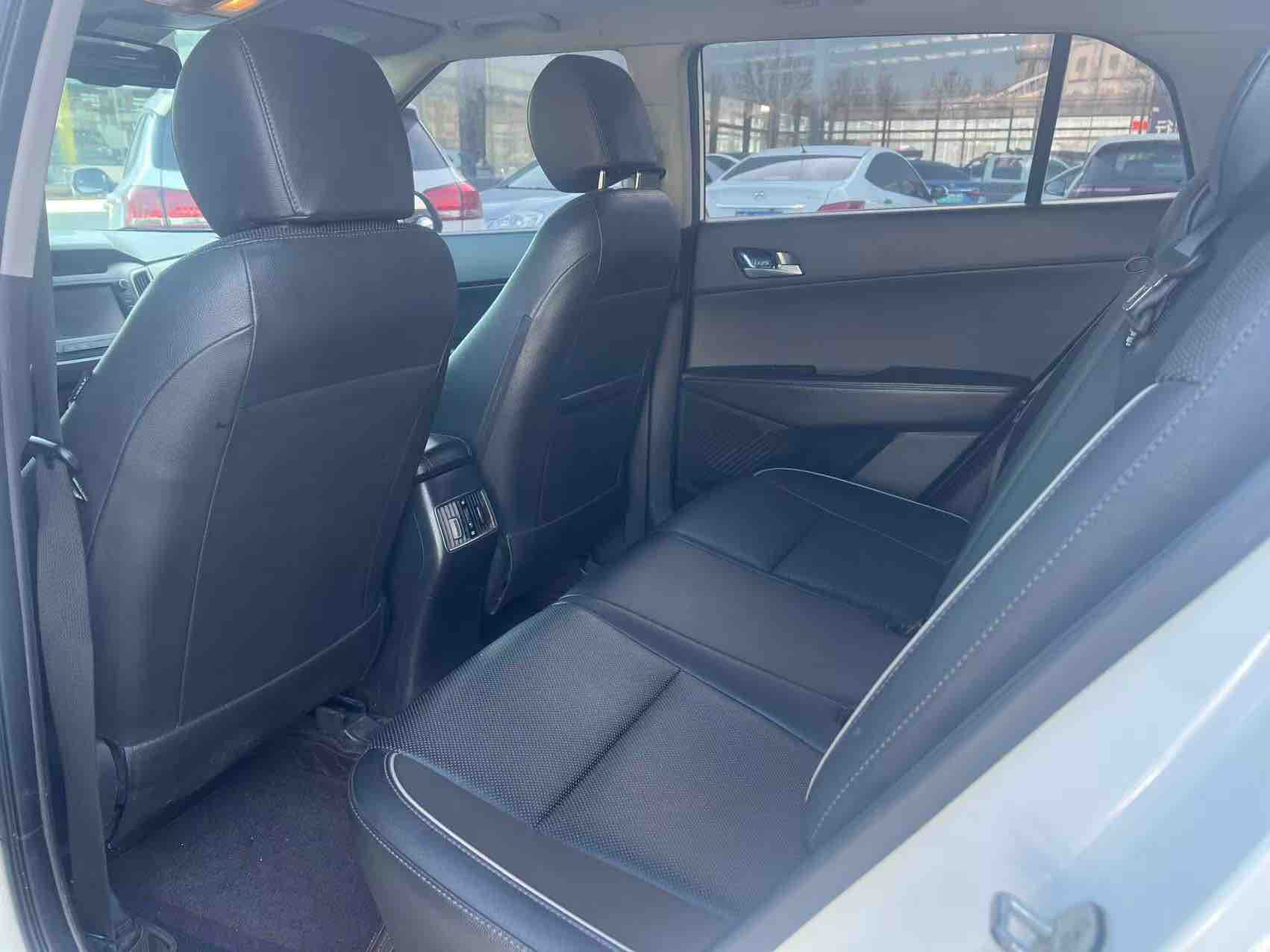 Hyundai ix25 2017 car image #4
