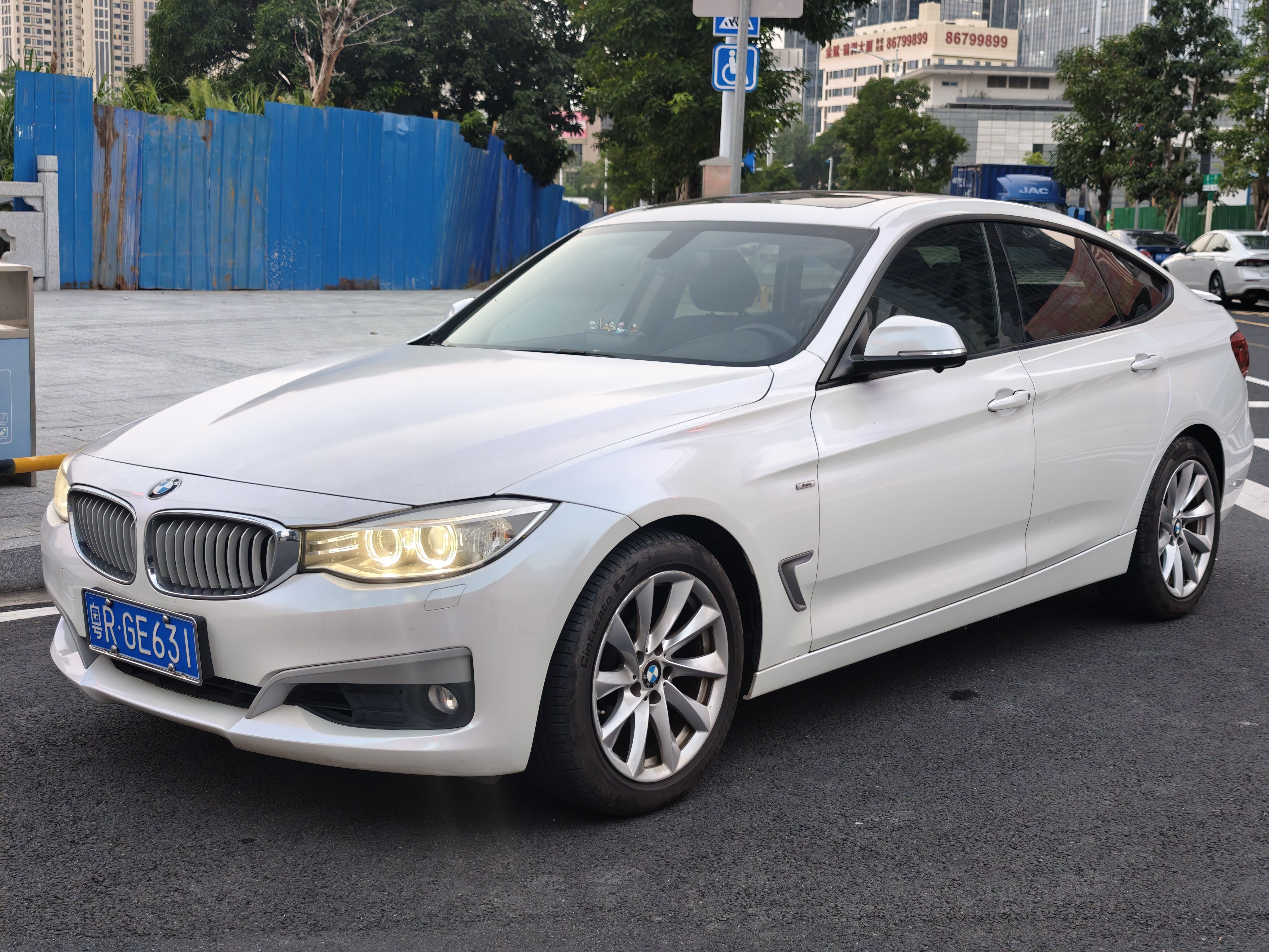 BMW 3 Series GT 2014 immagine di auto #4