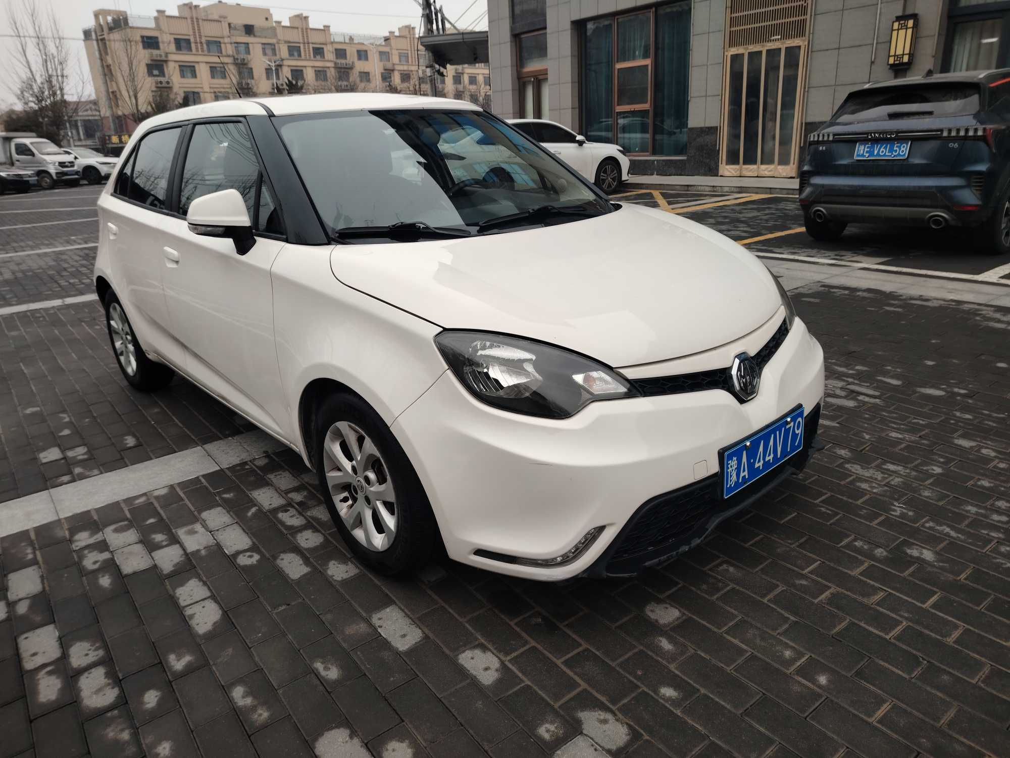 MG 3 2015 car image #4