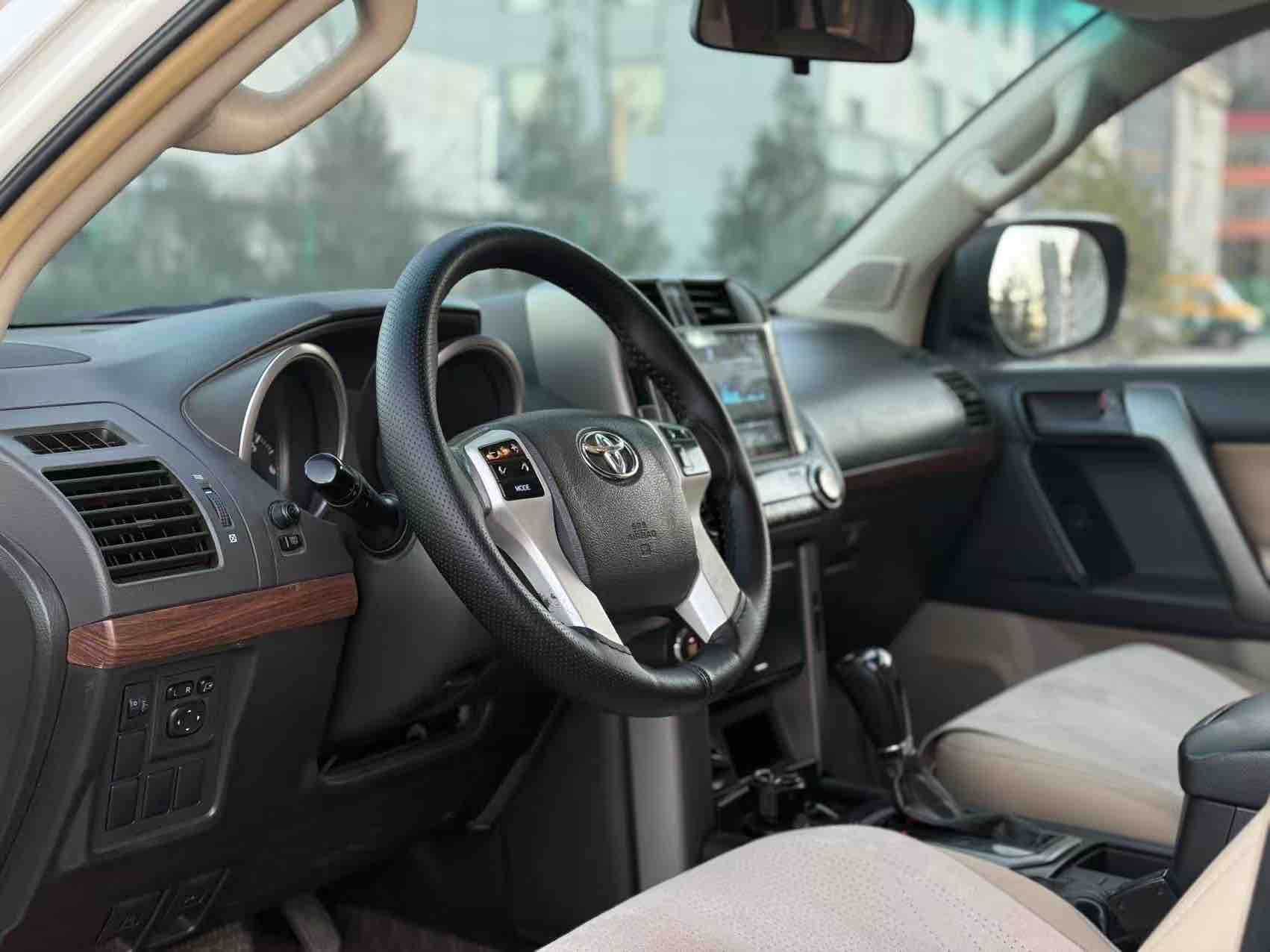 Toyota Prado (Imported) 2011 car image #4