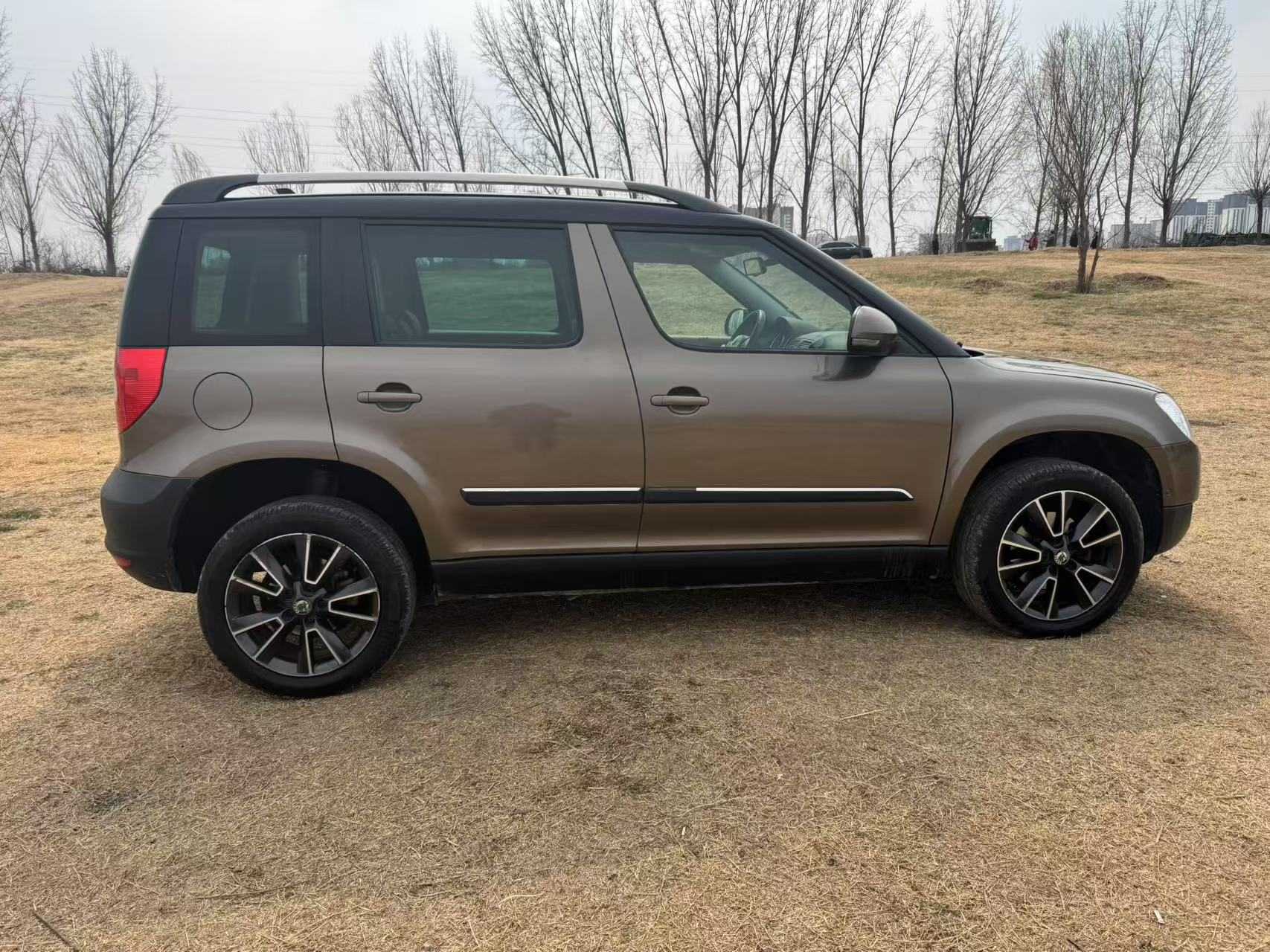 Skoda Yeti (Imported) 2015 car image #4