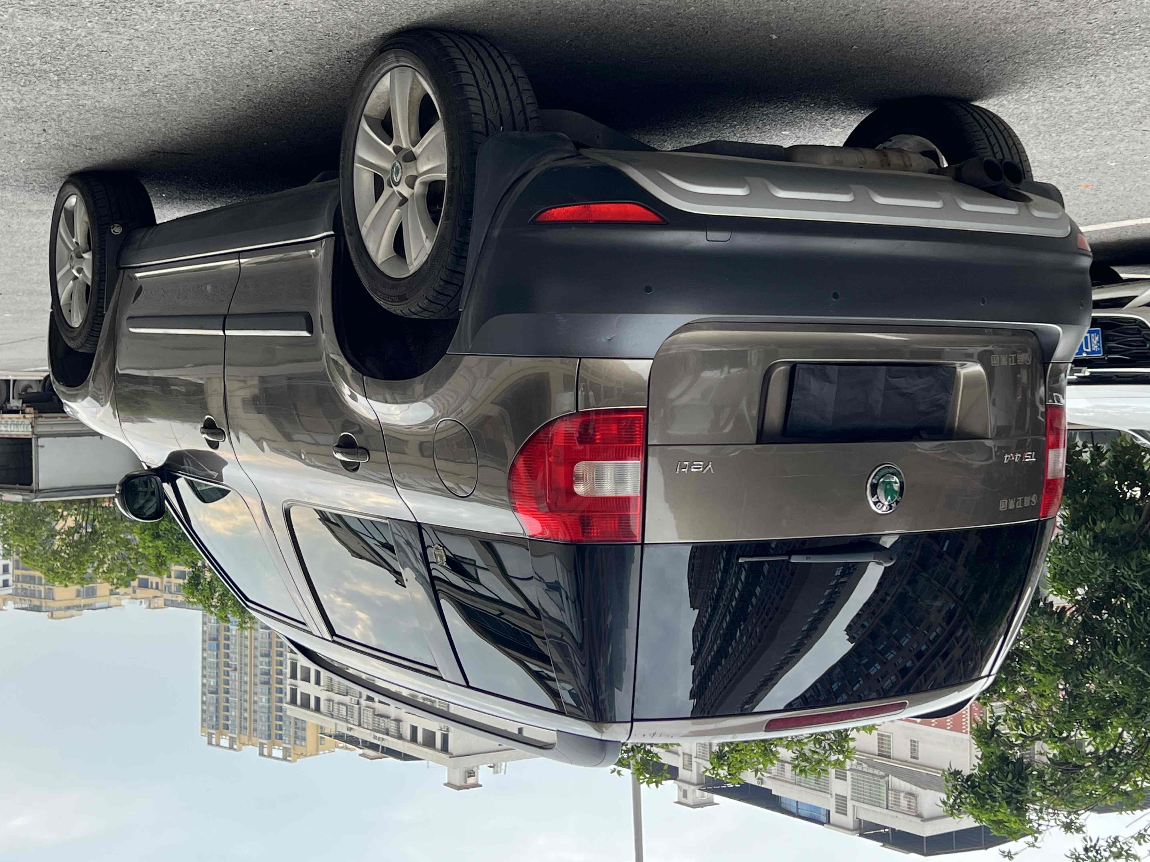 Skoda Yeti (Imported) 2014 car image #4