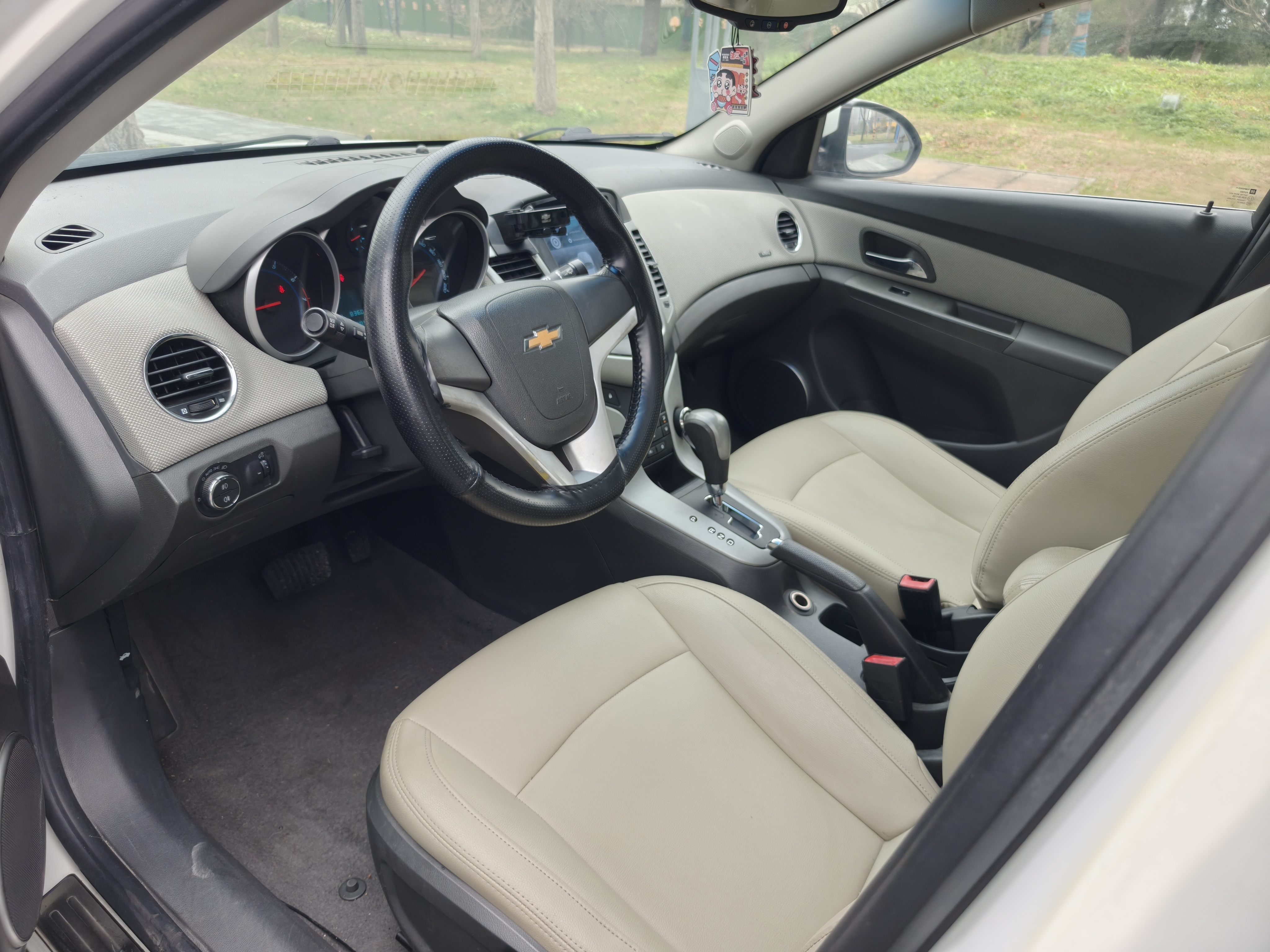 Chevrolet Cruze 2014 immagine di auto #4
