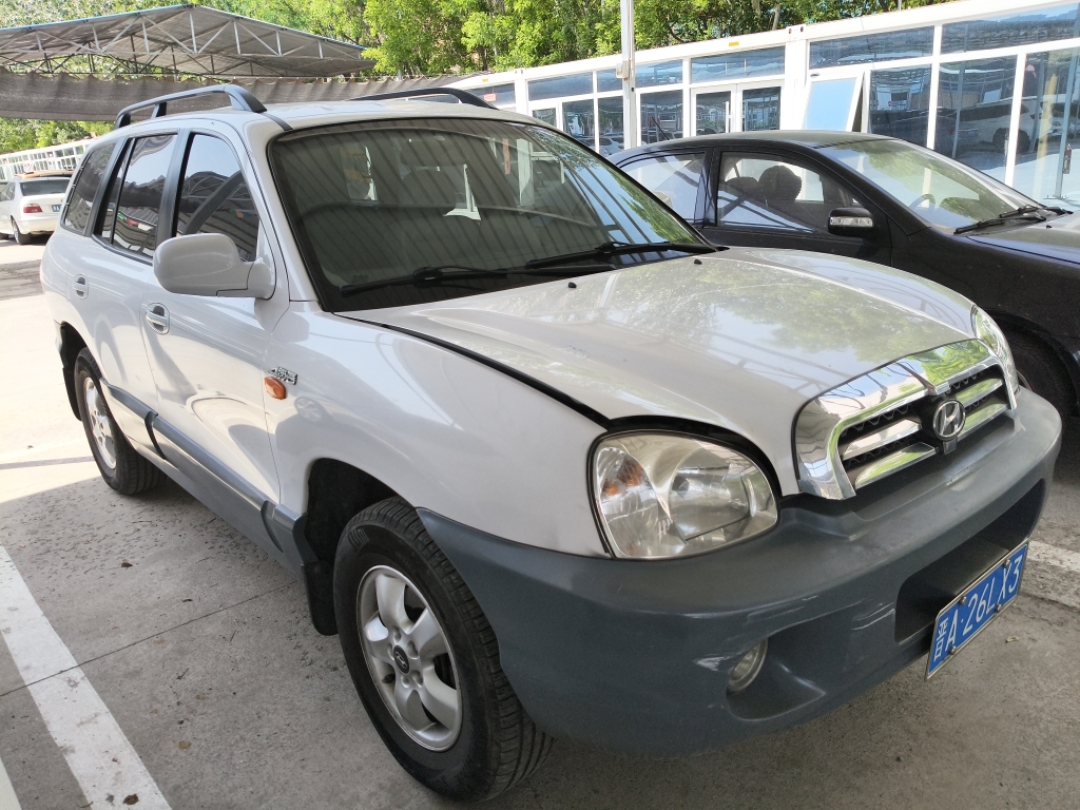 Hyundai Tucson (Imported) 2005 #4 Hyundai Tucson (Imported) 2005 car image #4