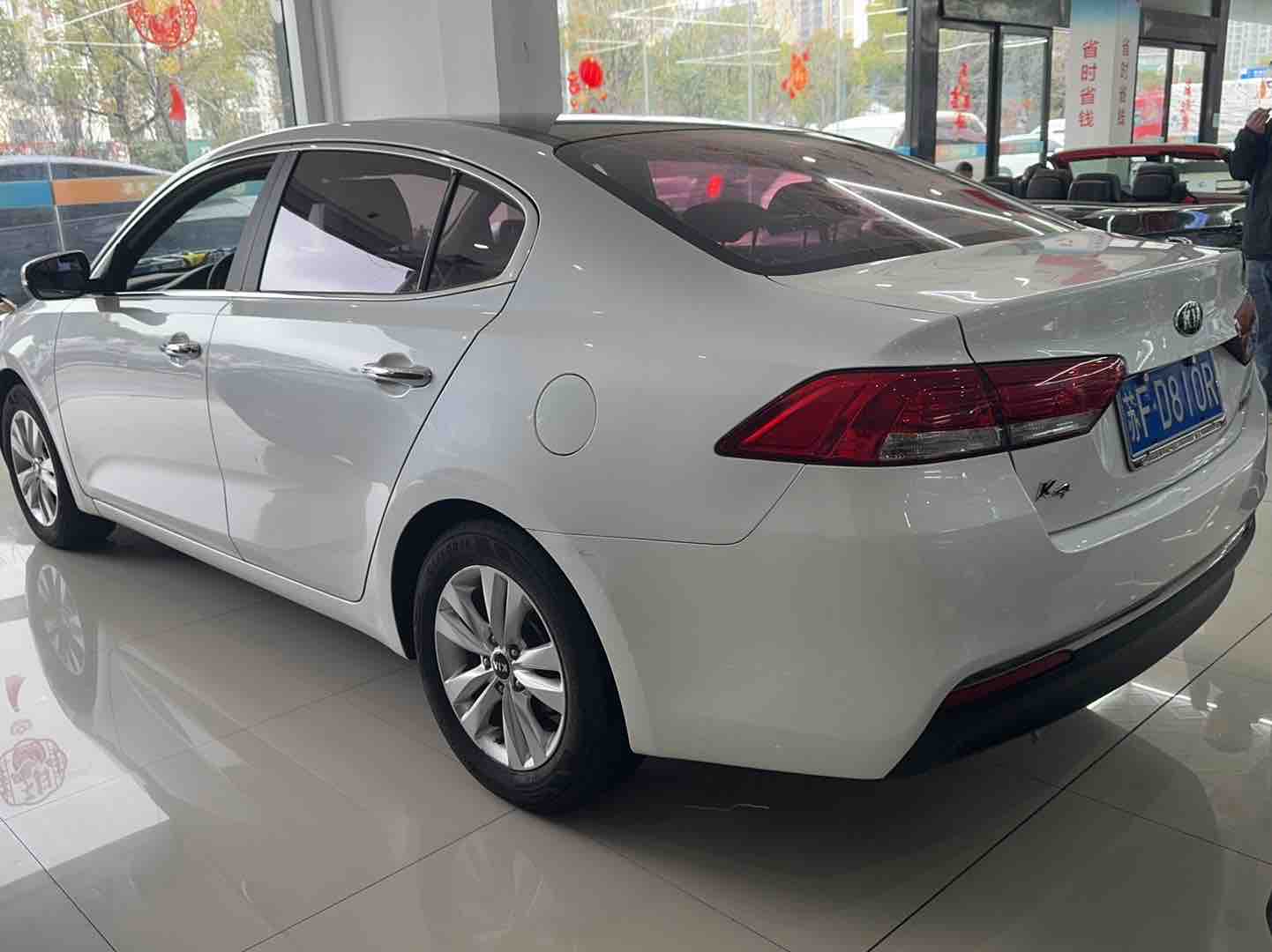 起亚 起亚K4 2015 汽车图片 #4
