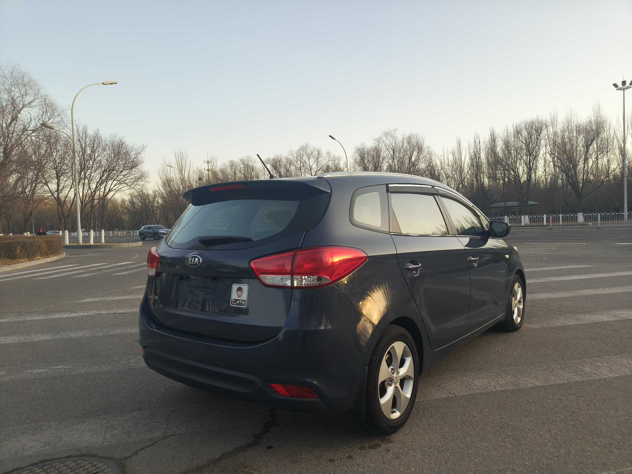 Kia Carens 2014 immagine di auto #4