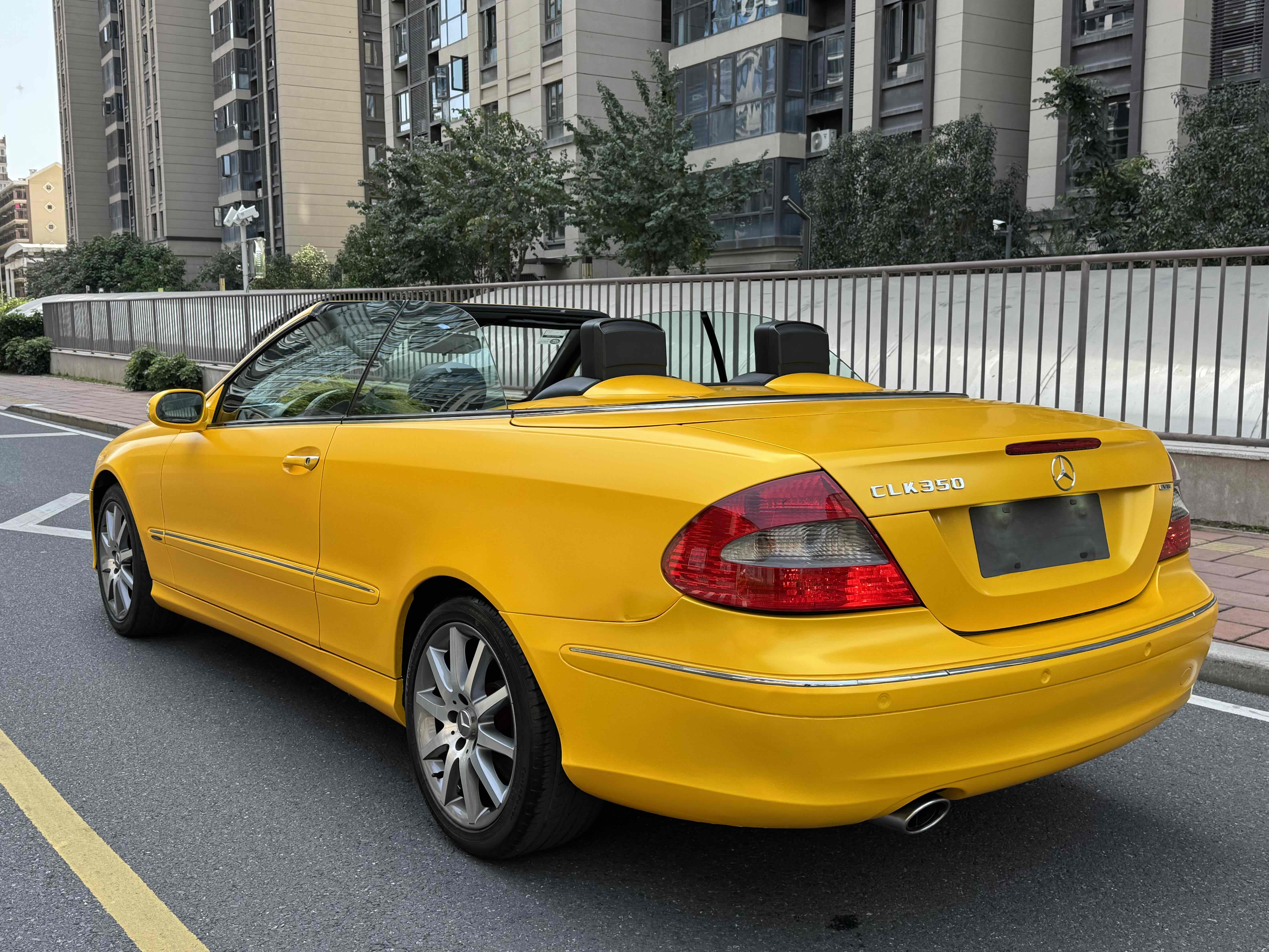 Mercedes-Benz CLK Class 2008 immagine di auto #4