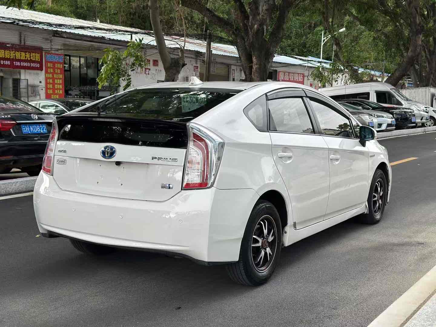 Toyota Prius 2013 car image #4