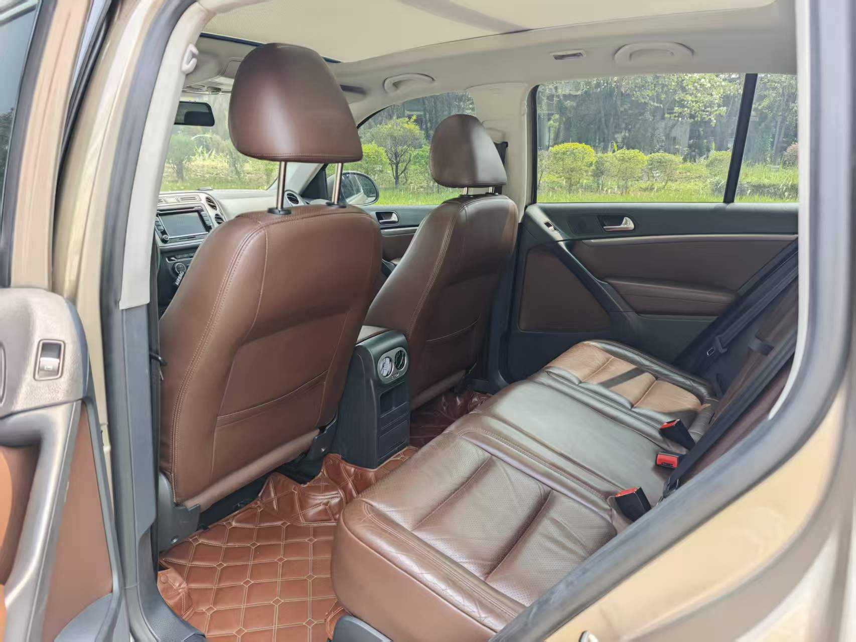 Volkswagen Tiguan 2014 car image #4