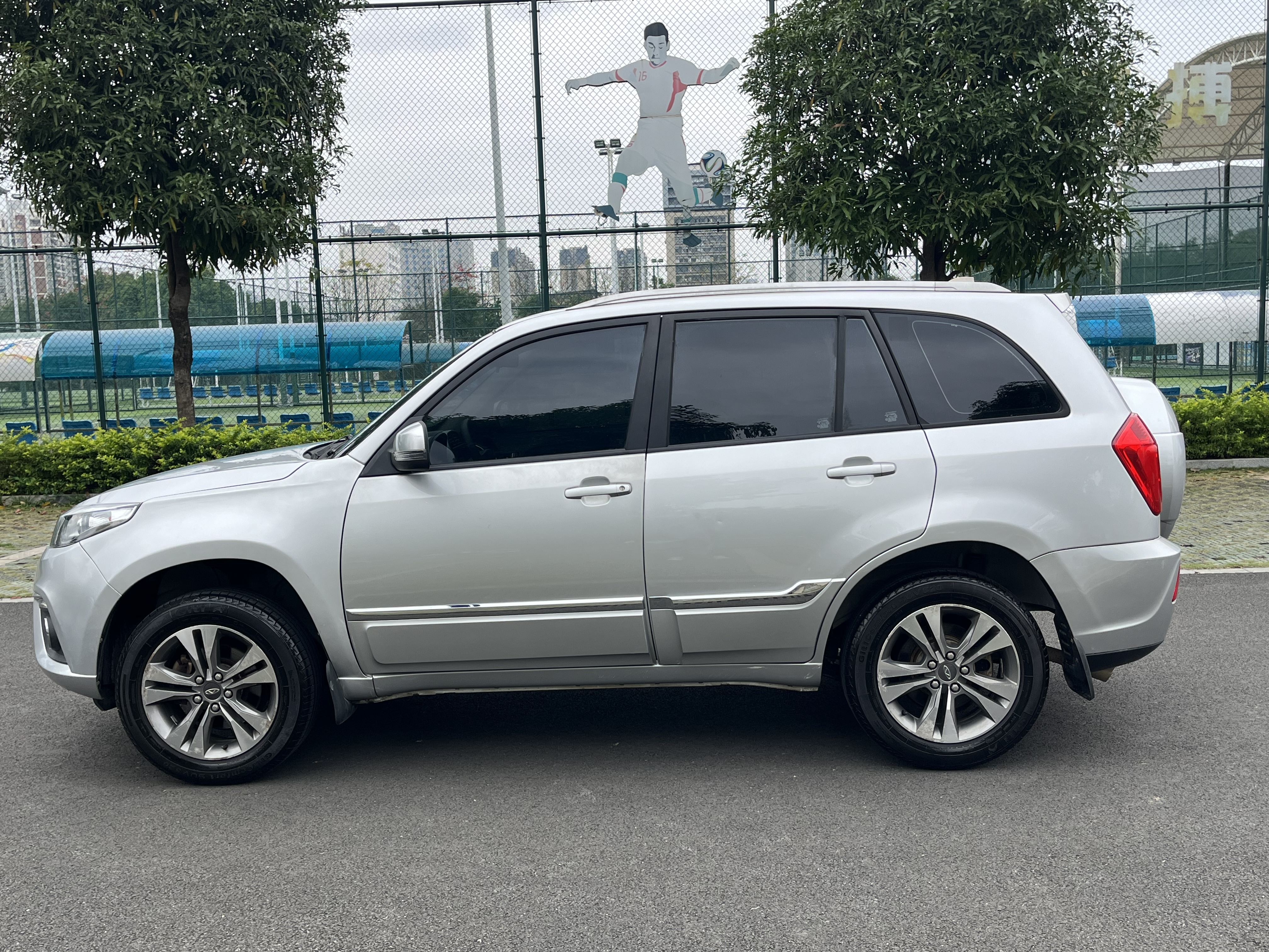 Chery Tiggo 3 2015 صورة سيارة #4