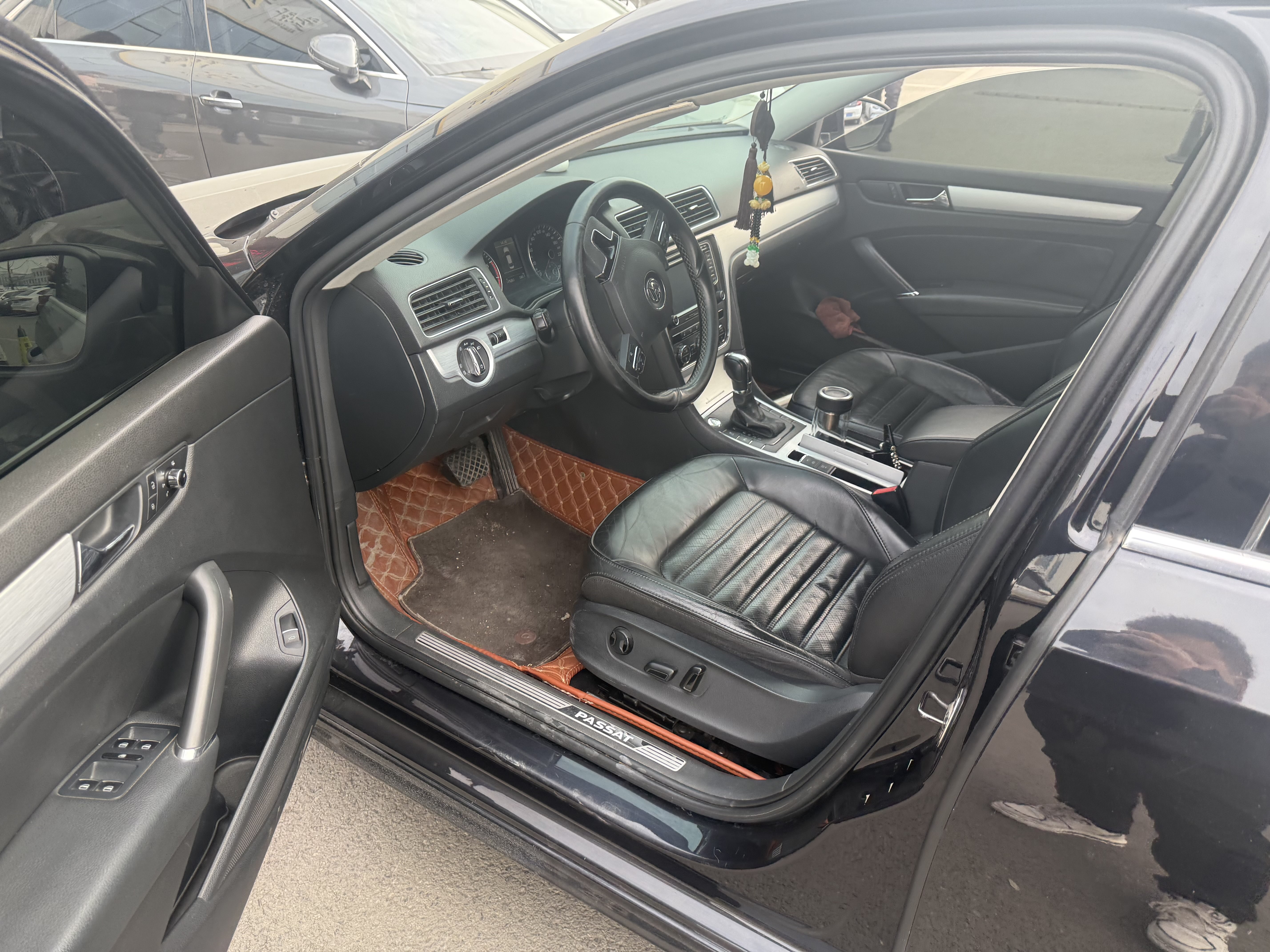 Volkswagen Passat 2015 car image #4