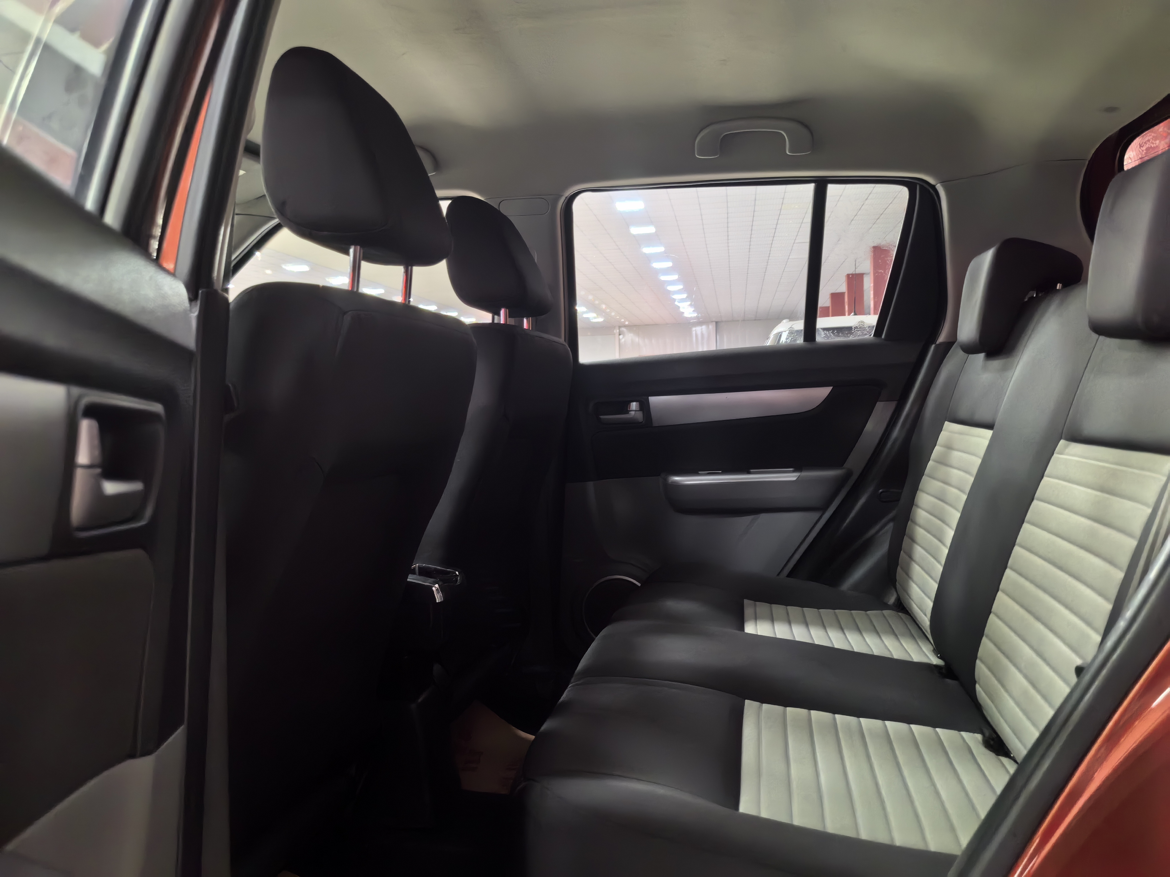 铃木 雨燕 2015 汽车图片 #4