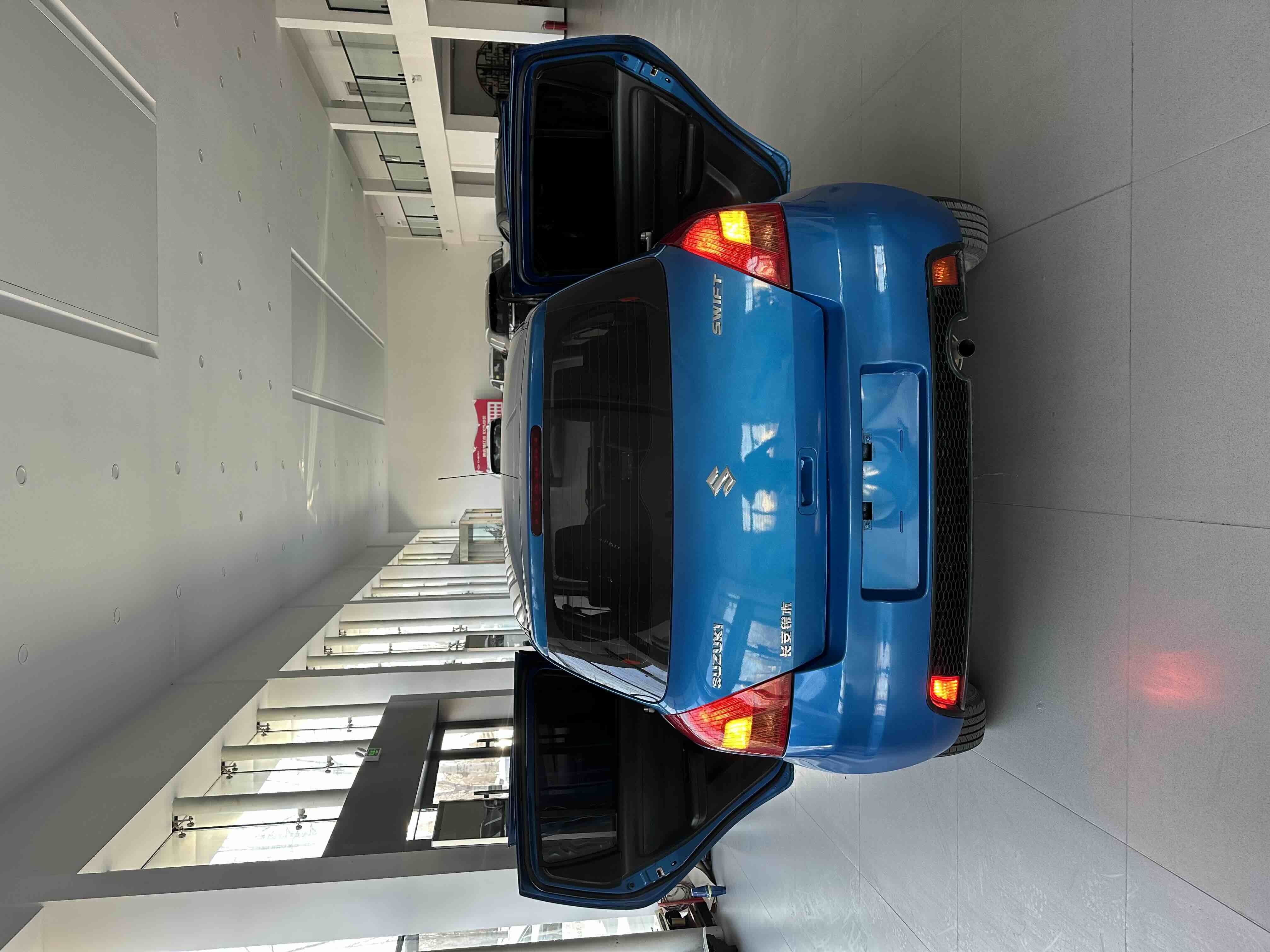 铃木 雨燕 2012 汽车图片 #4