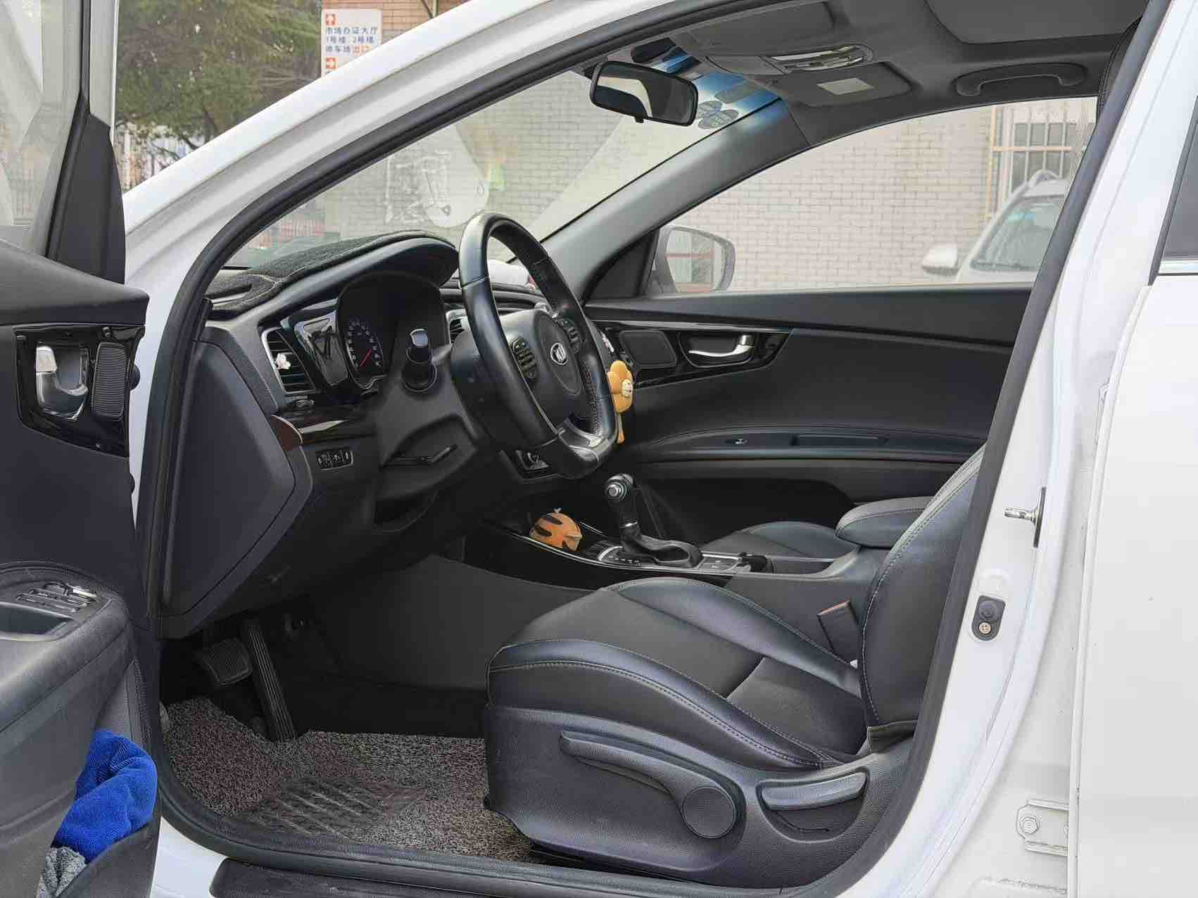 起亚 起亚K4 2016 汽车图片 #4