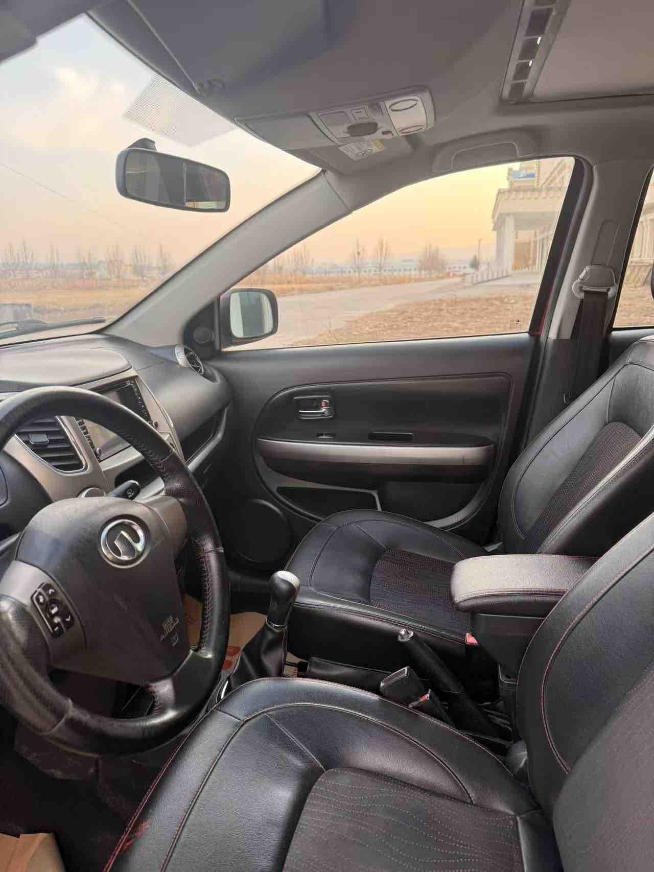 Great Wall M4 2014 صورة سيارة #4