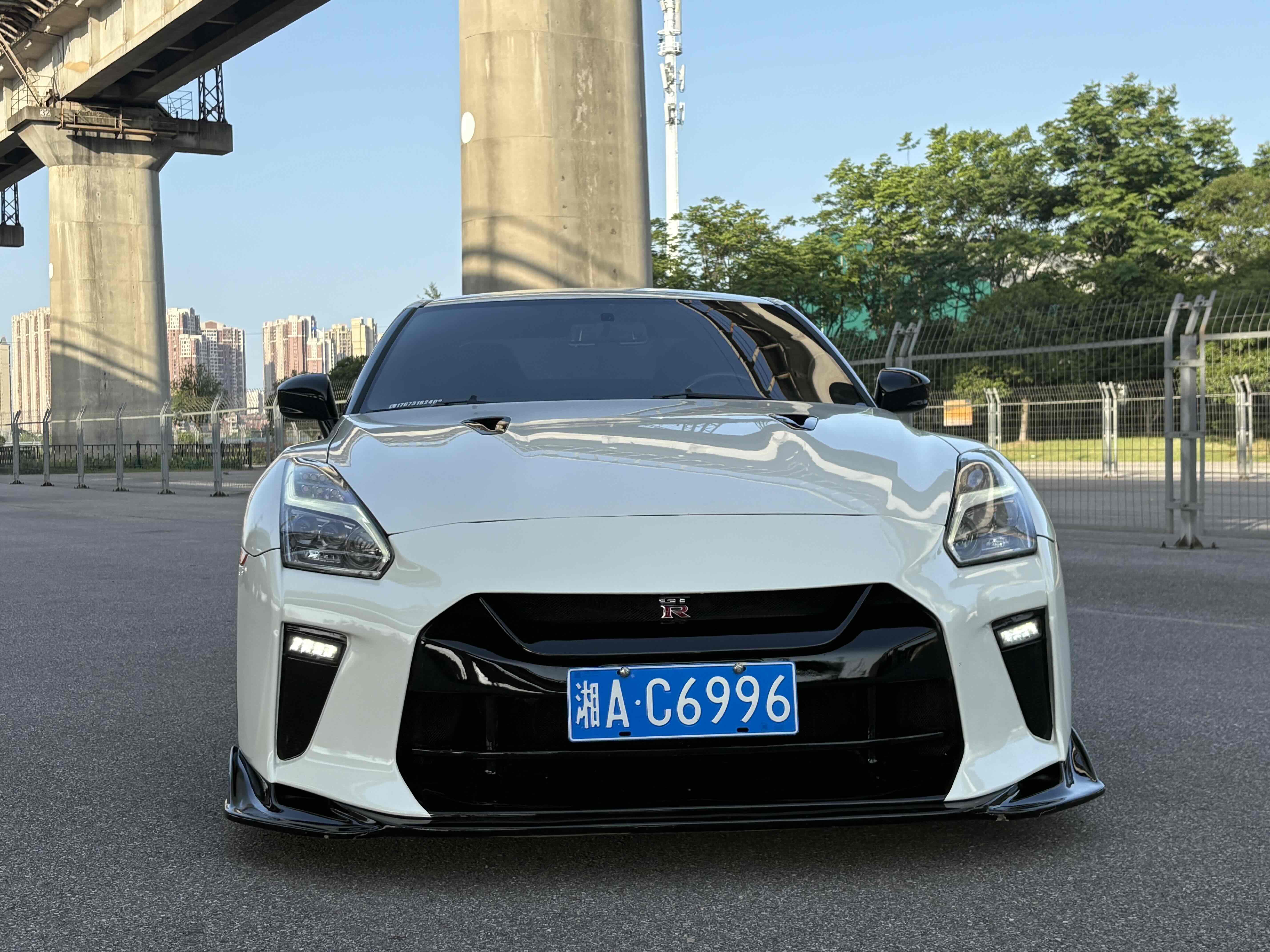 日产 日产GT-R 2010 汽车图片 #4