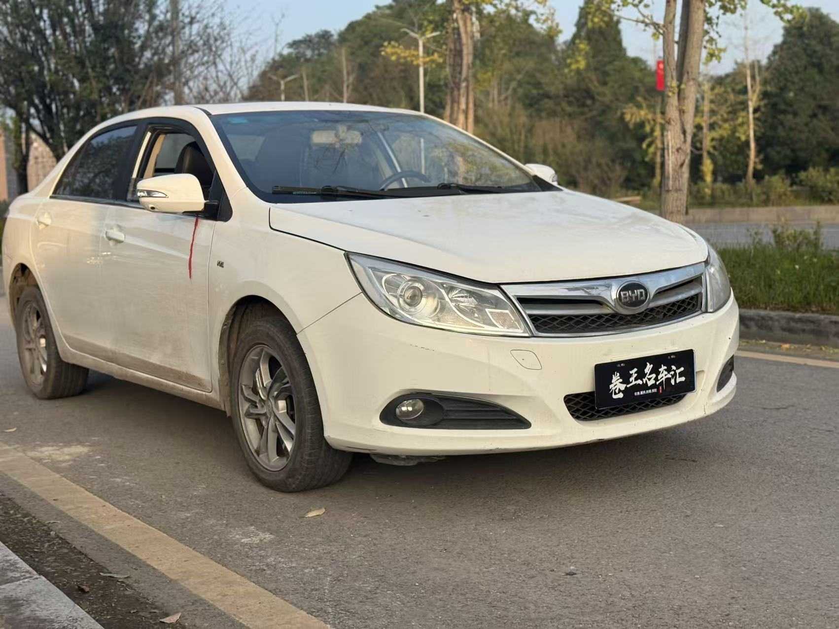 BYD SuRui 2014 #4 BYD SuRui 2014 car image #4