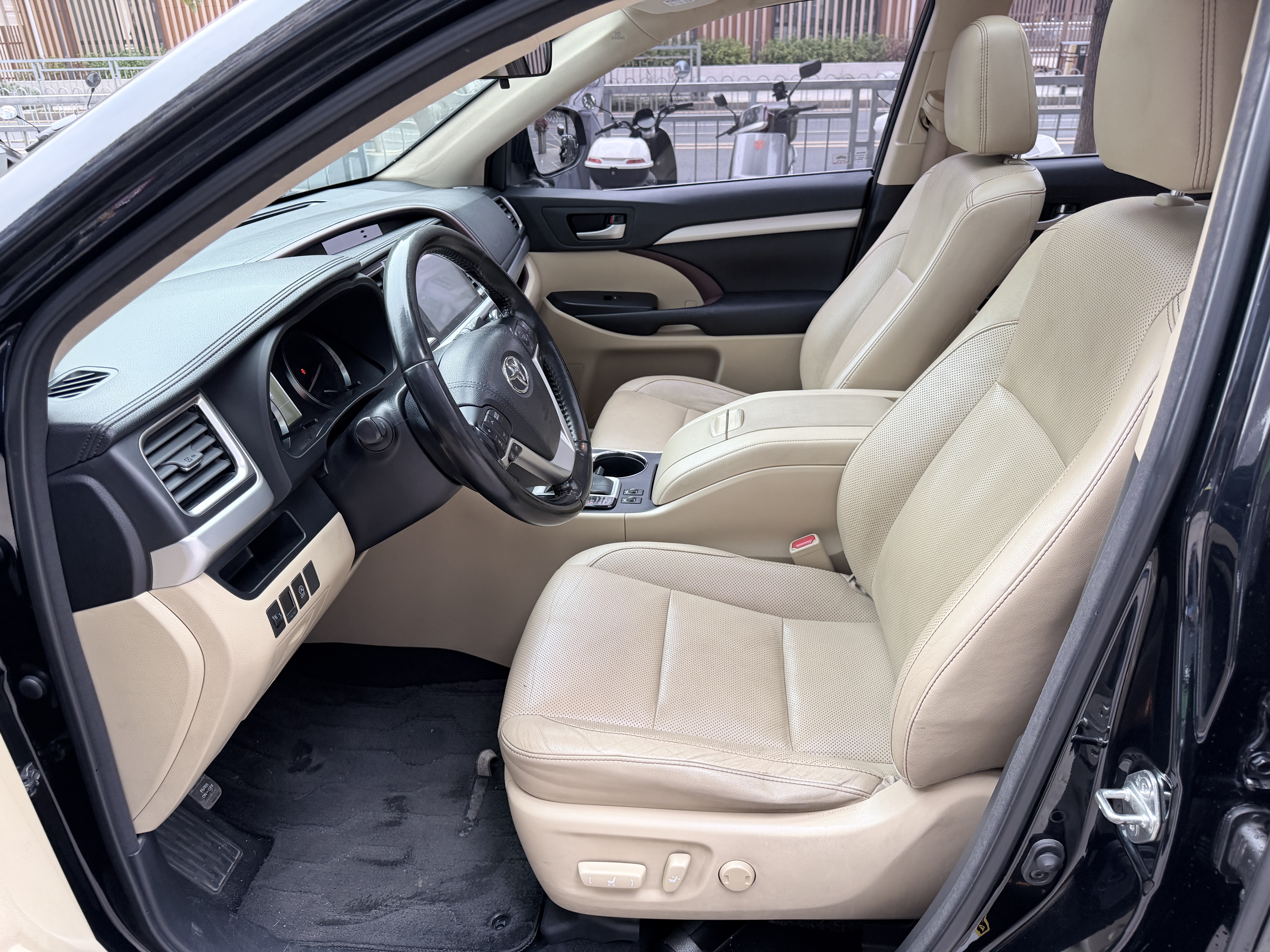 Toyota Highlander 2016 #4 Toyota Highlander 2016 car image #4