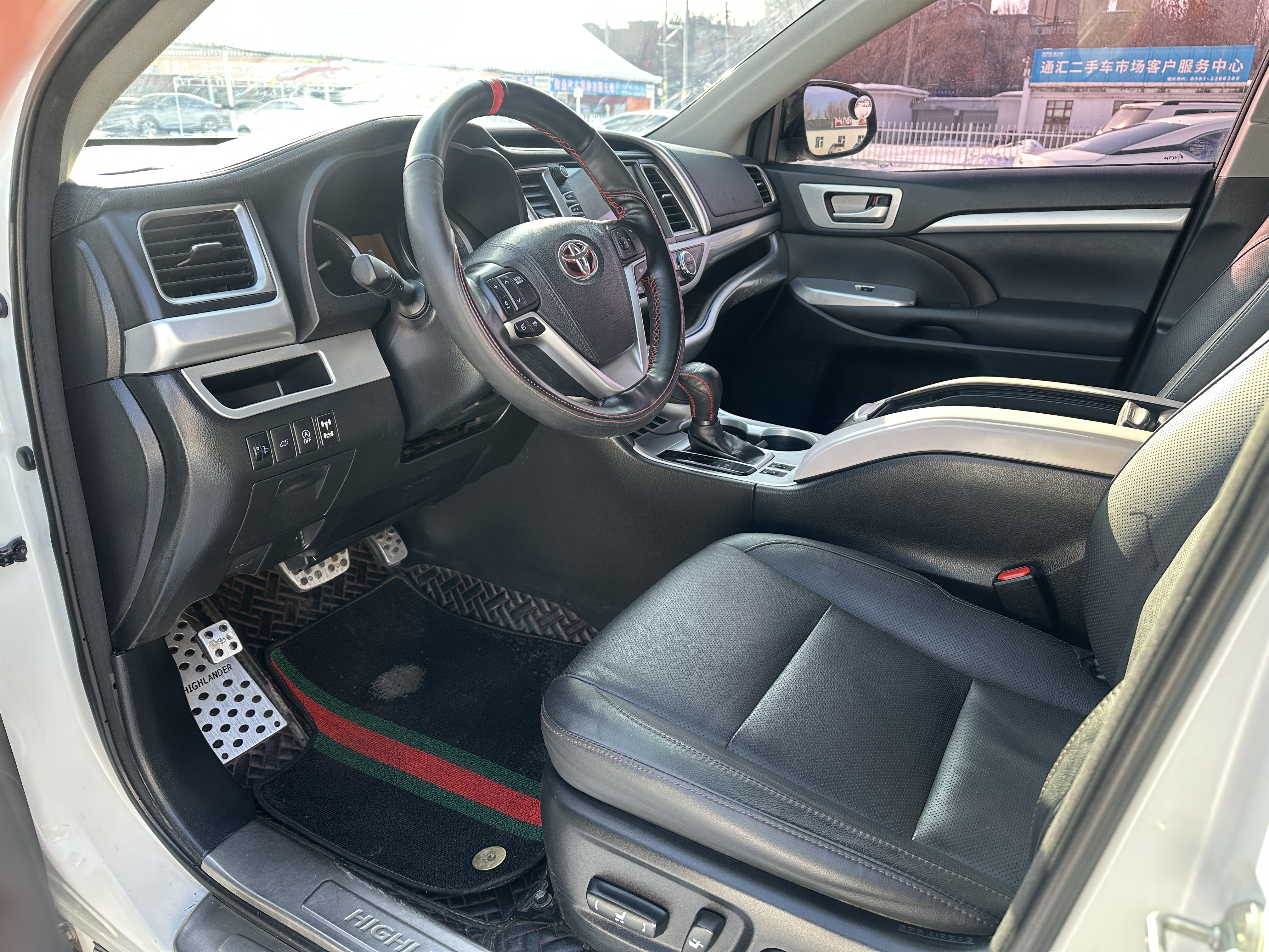 Toyota Highlander 2017 car image #4