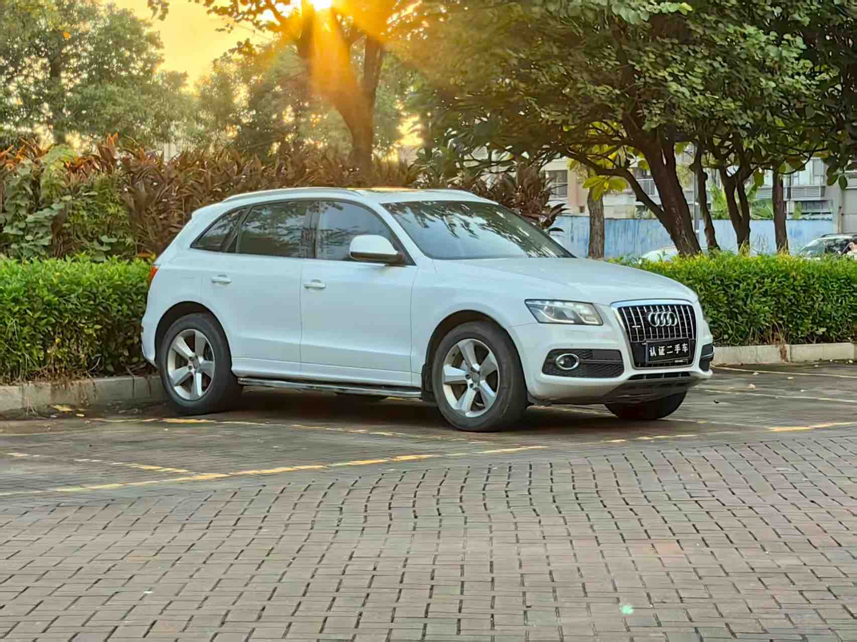 Audi Q5 (Imported) 2013 car image #4
