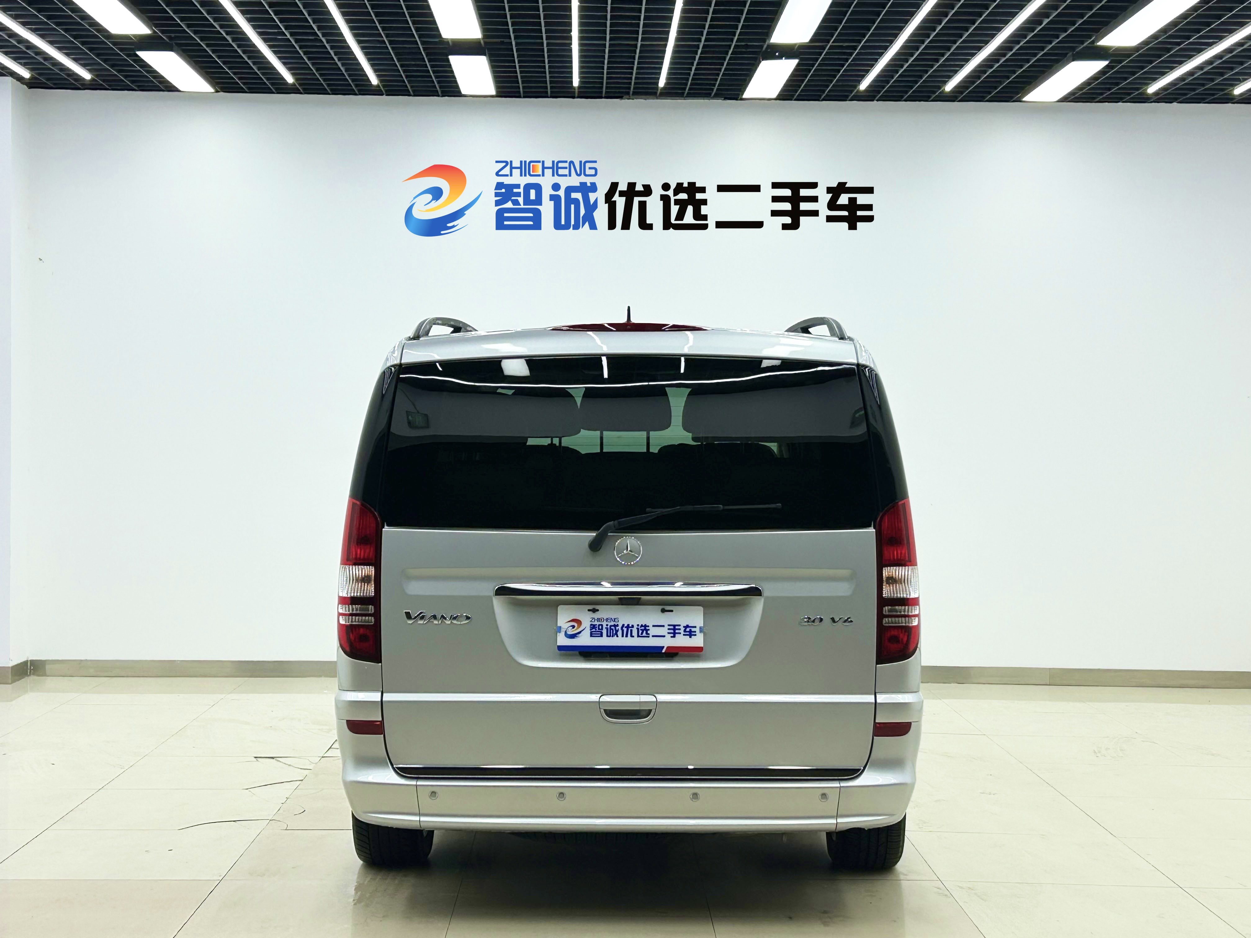 奔驰 唯雅诺 2014 汽车图片 #4