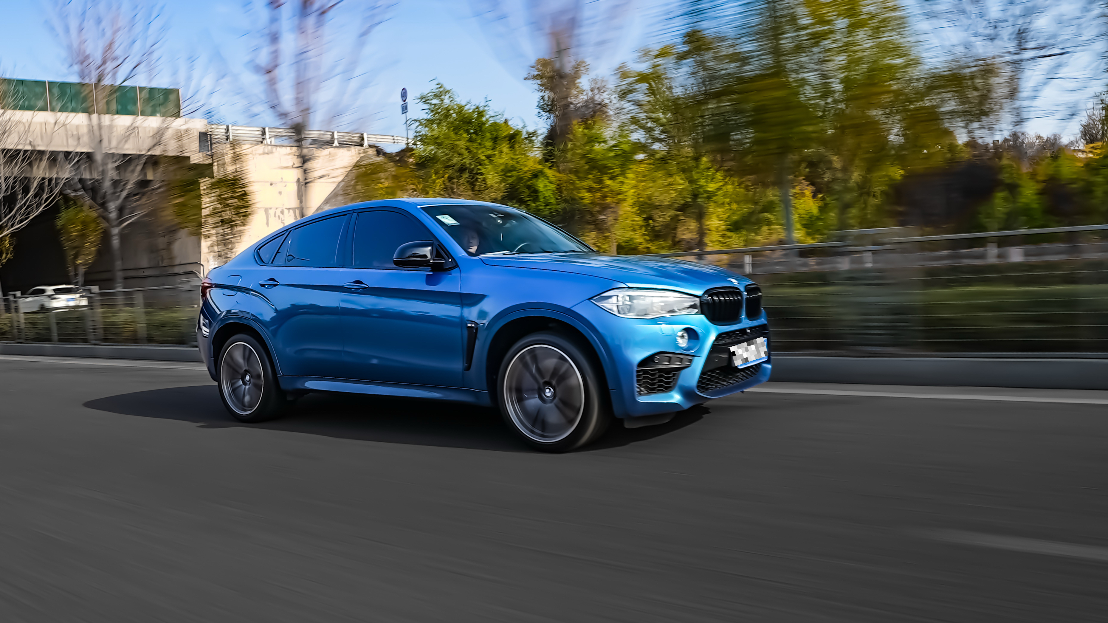 BMW X6 M 2016 car image #4