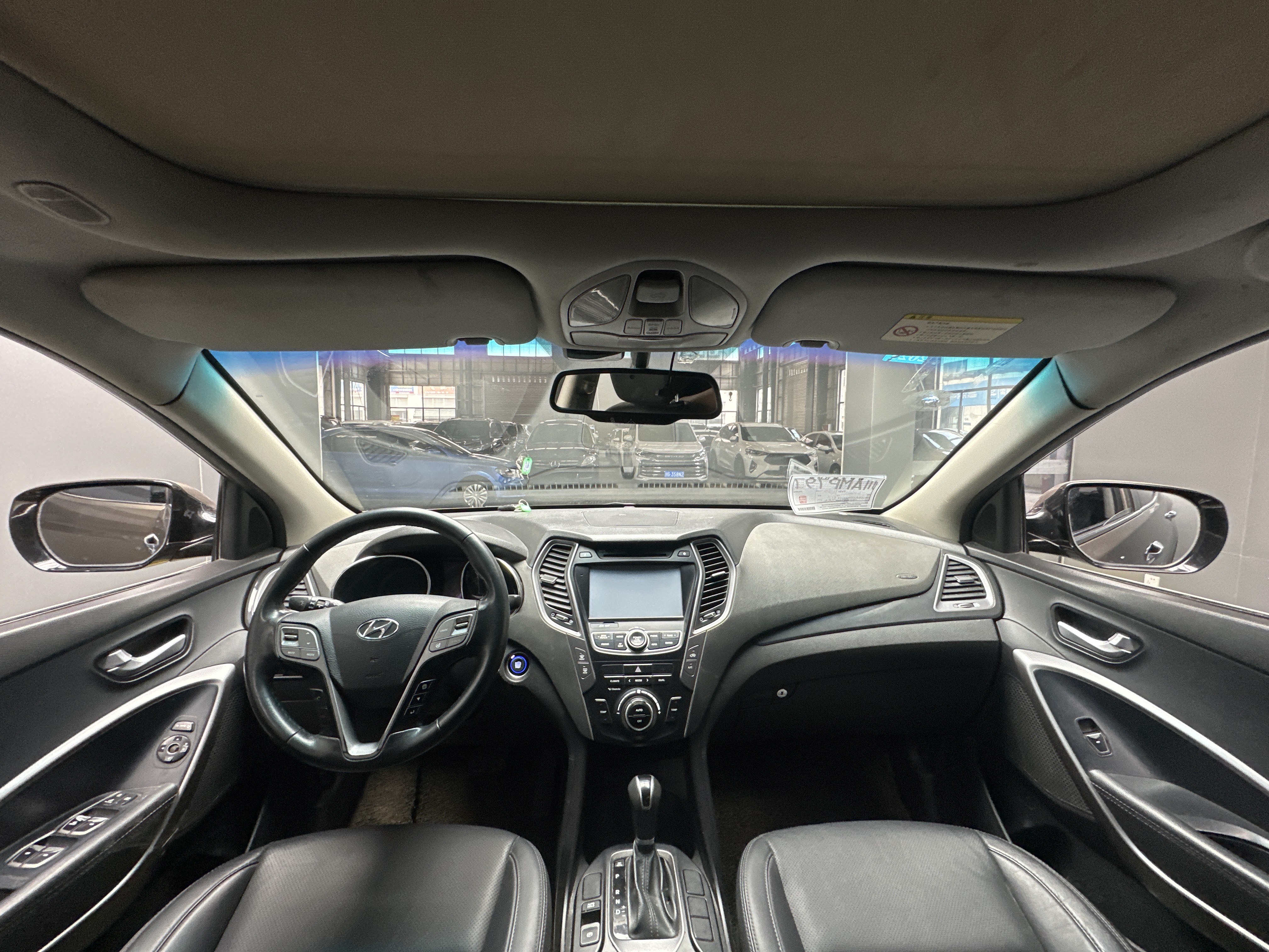 Hyundai Santa Fe 2015 #4 Hyundai Santa Fe 2015 car image #4