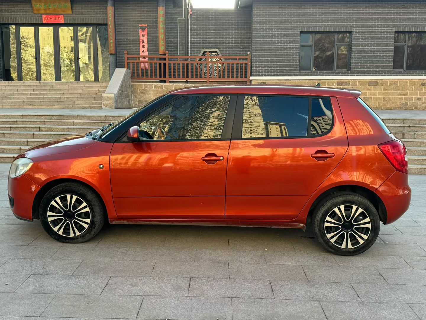 Skoda Fabia 2011 immagine di auto #4