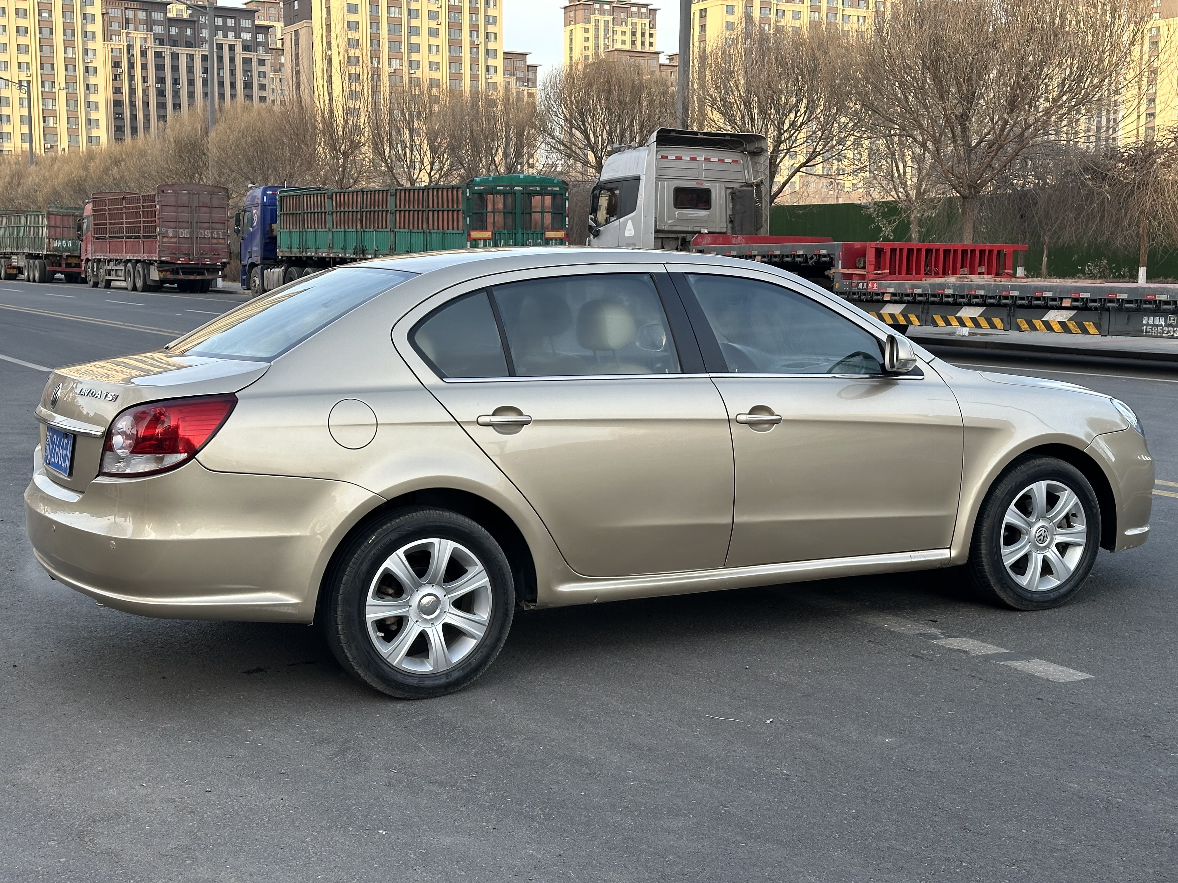 Volkswagen Lavida 2010 изображение автомобиля #4