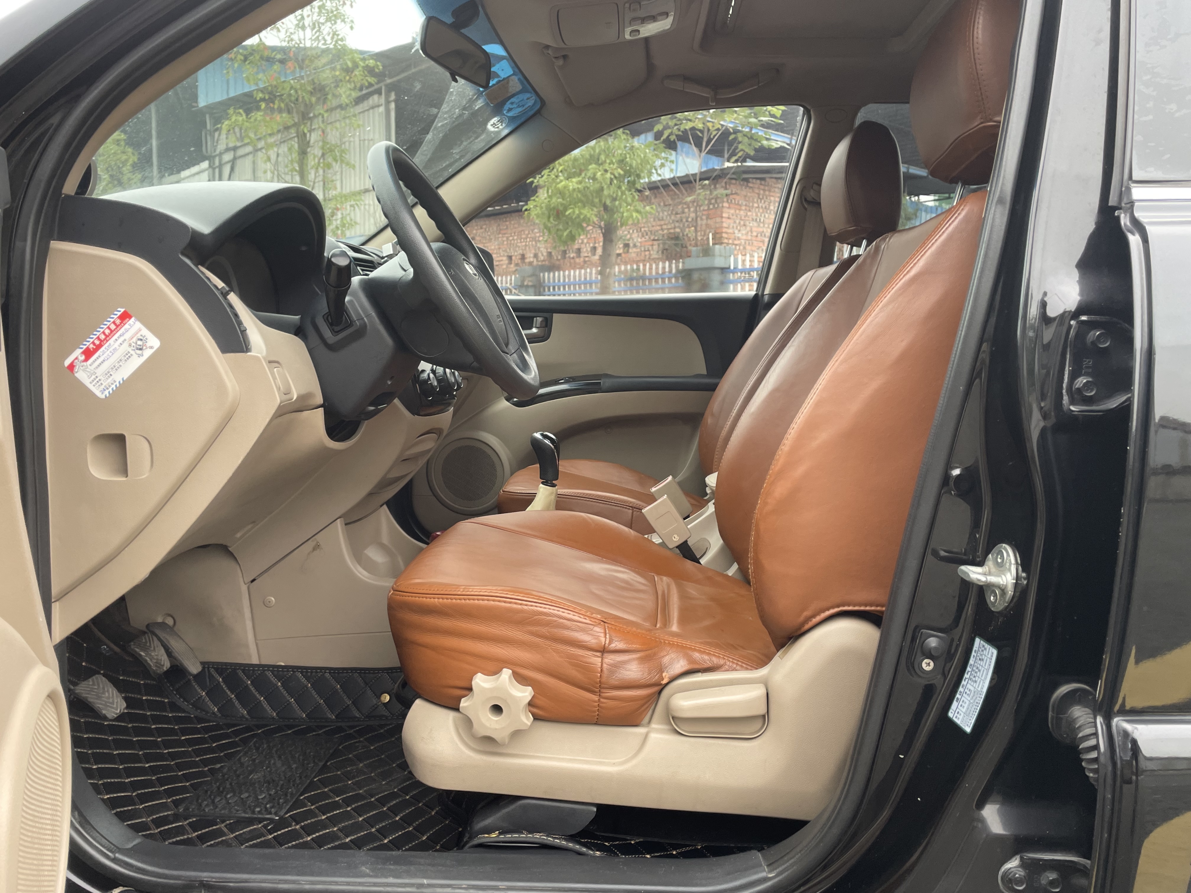 起亚 狮跑 2011 汽车图片 #4