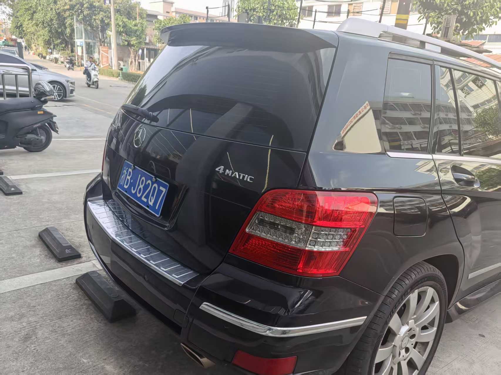 Mercedes-Benz GLK Class (Imported) 2010 car image #4