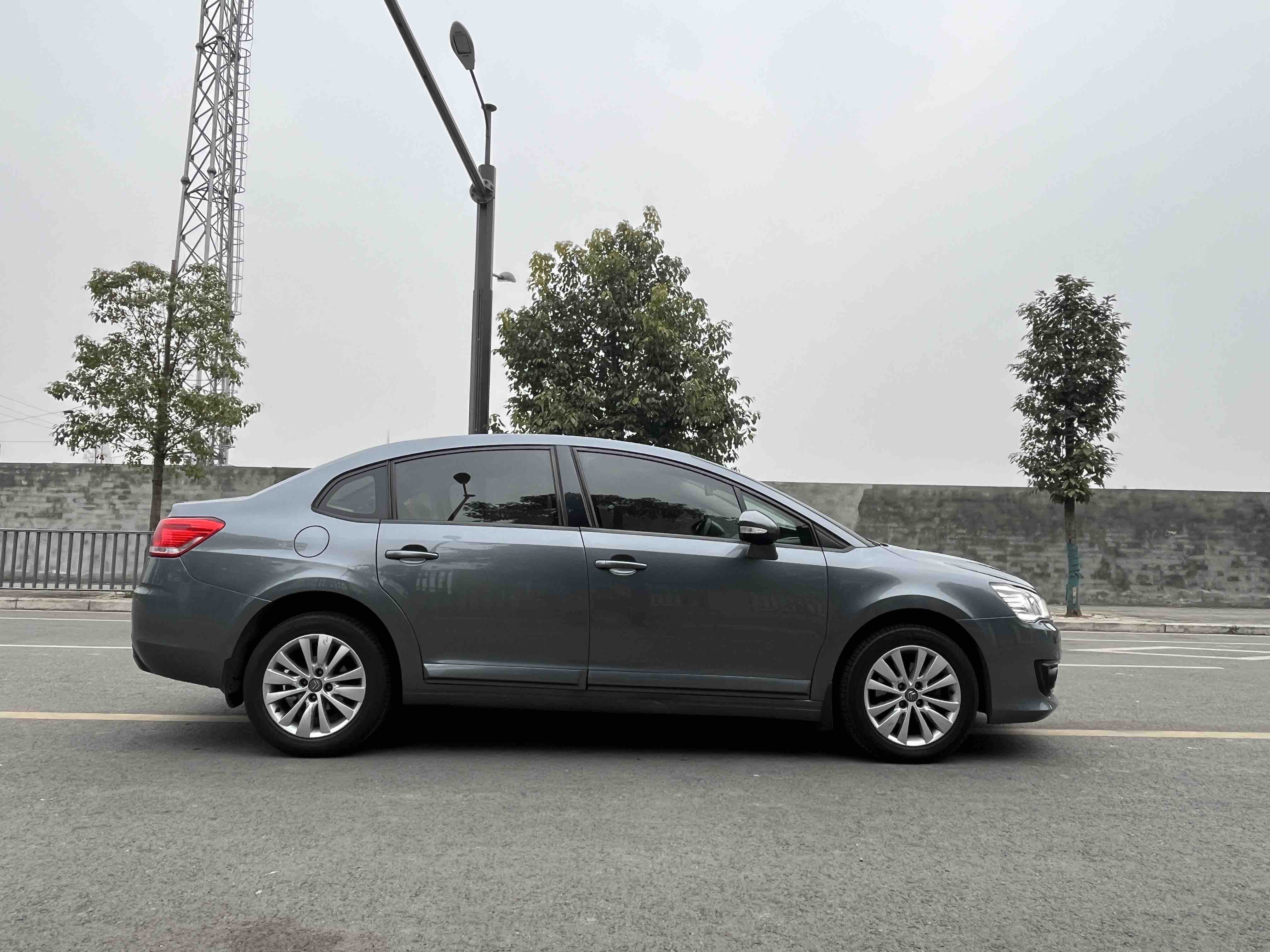 Citroen C-Quatre 2012 صورة سيارة #4