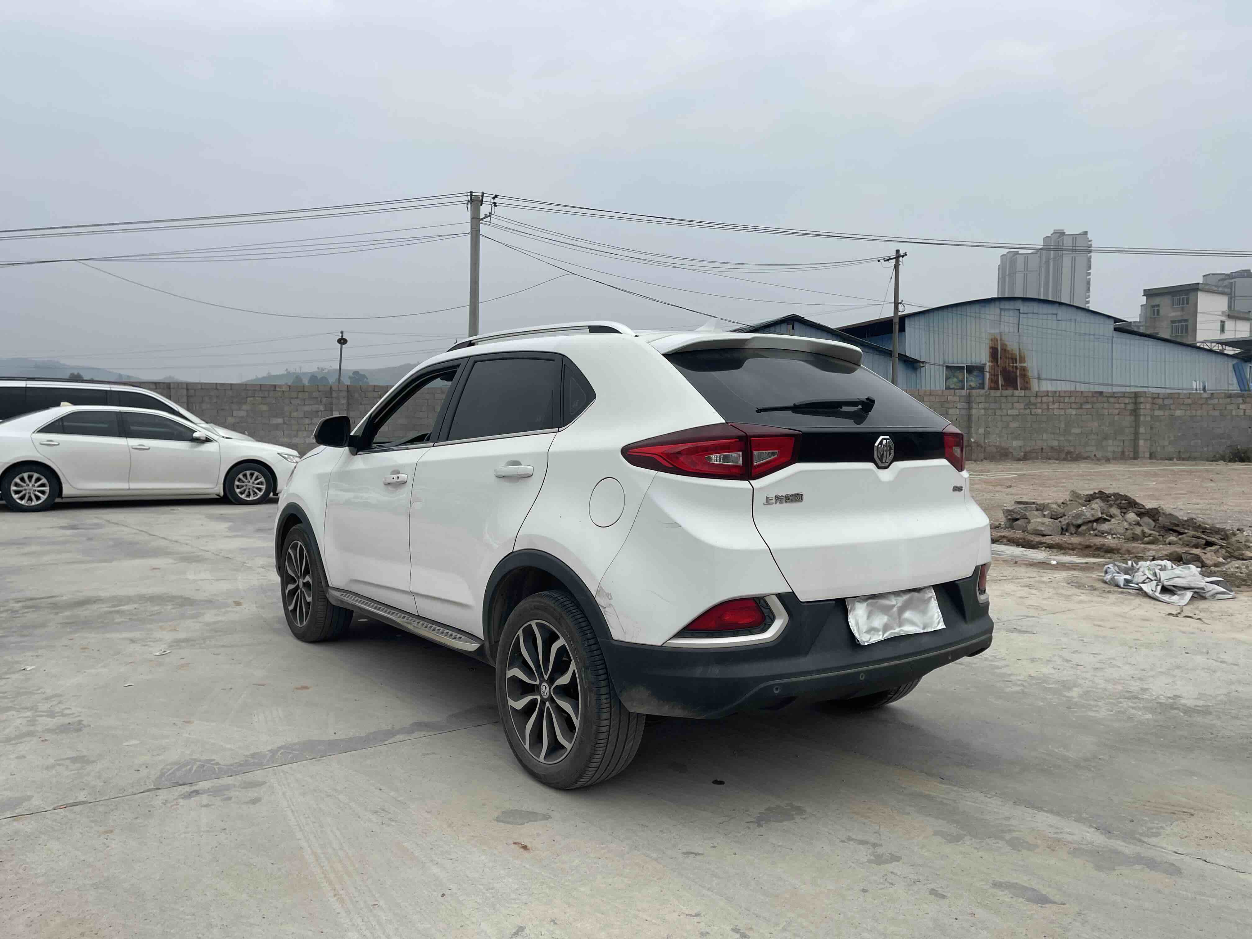 MG GS 2015 car image #4