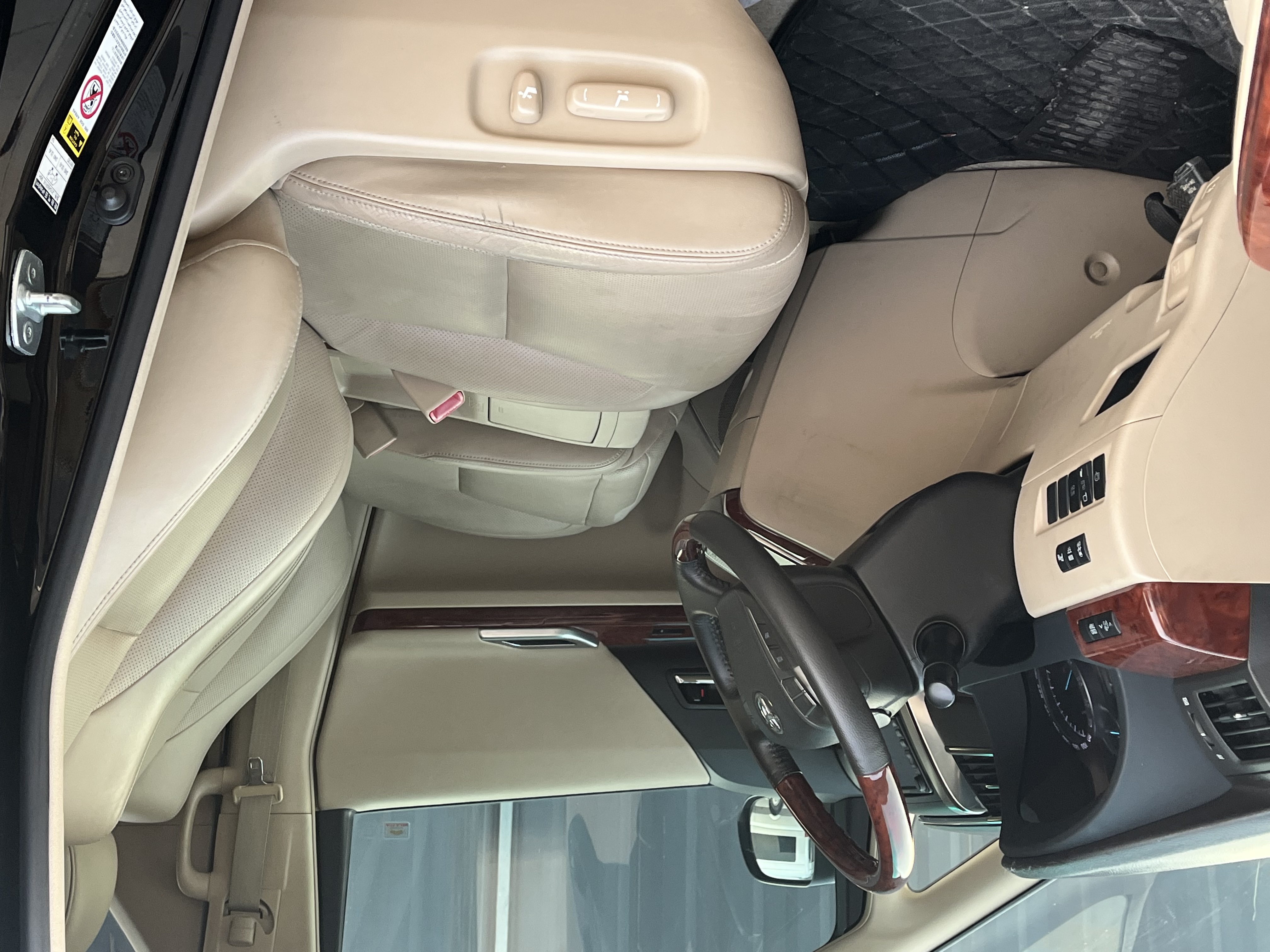 Toyota Alphard 2011 car image #4