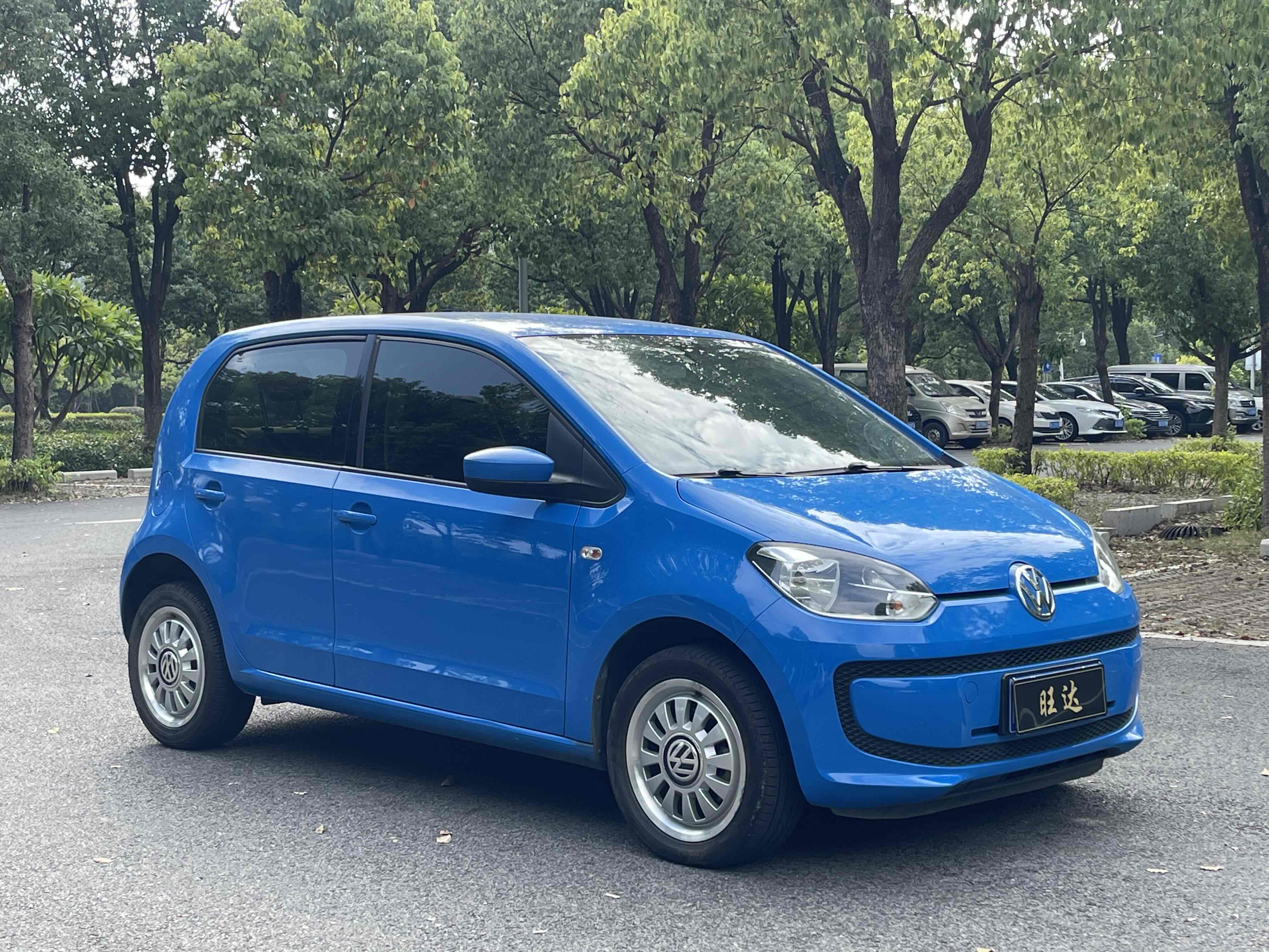 Volkswagen up! 2016 imagem de carro #4