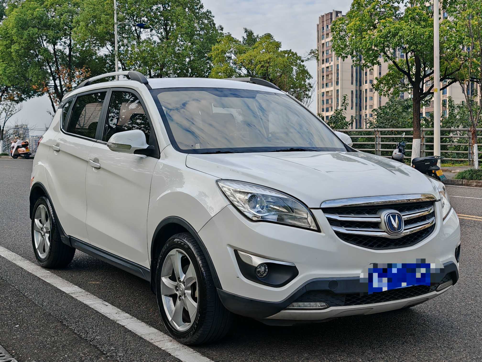 Changan CS35MAX 2016 car image #4
