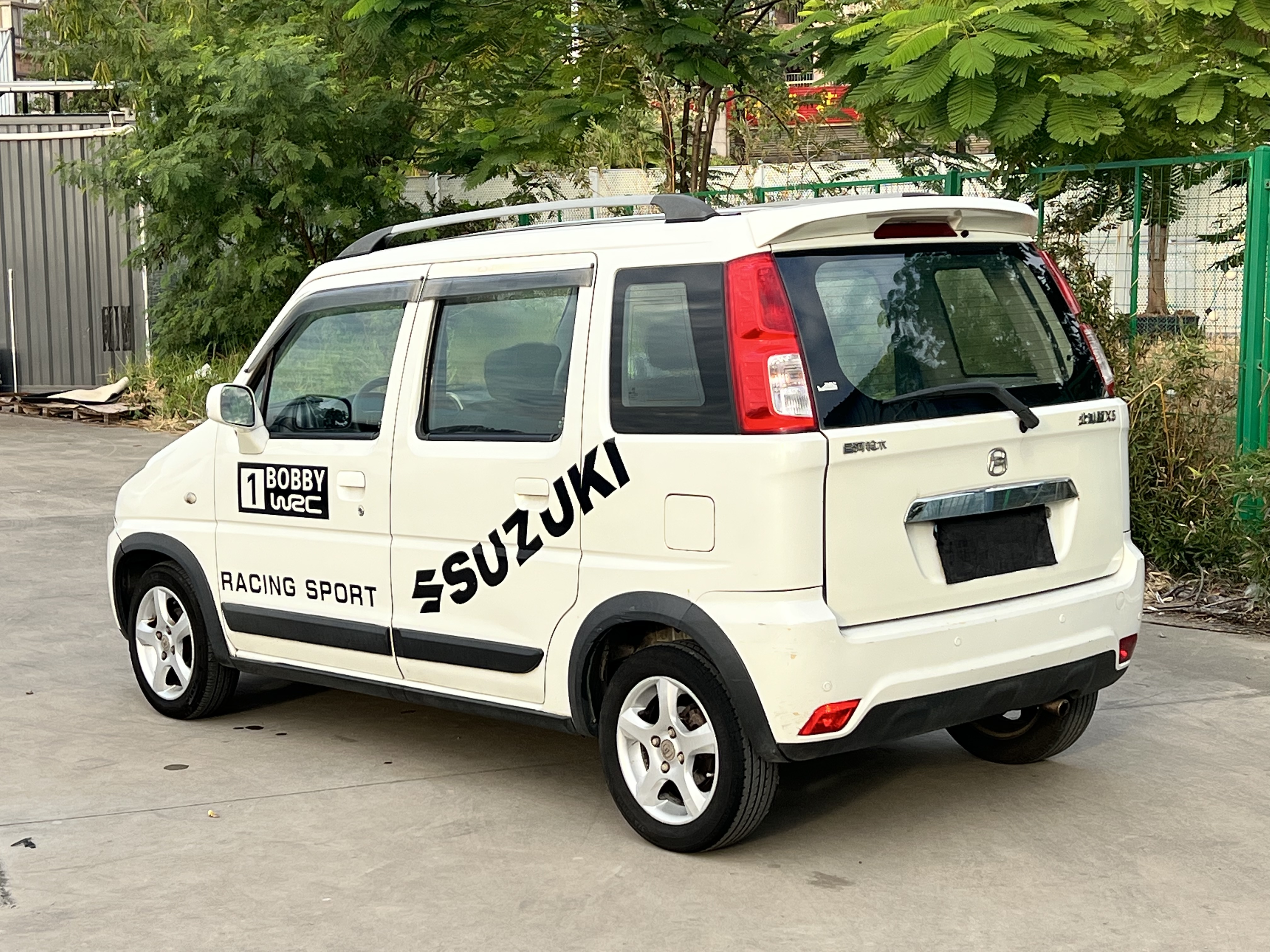 Suzuki Wagon R X5 2016 image de voiture #4