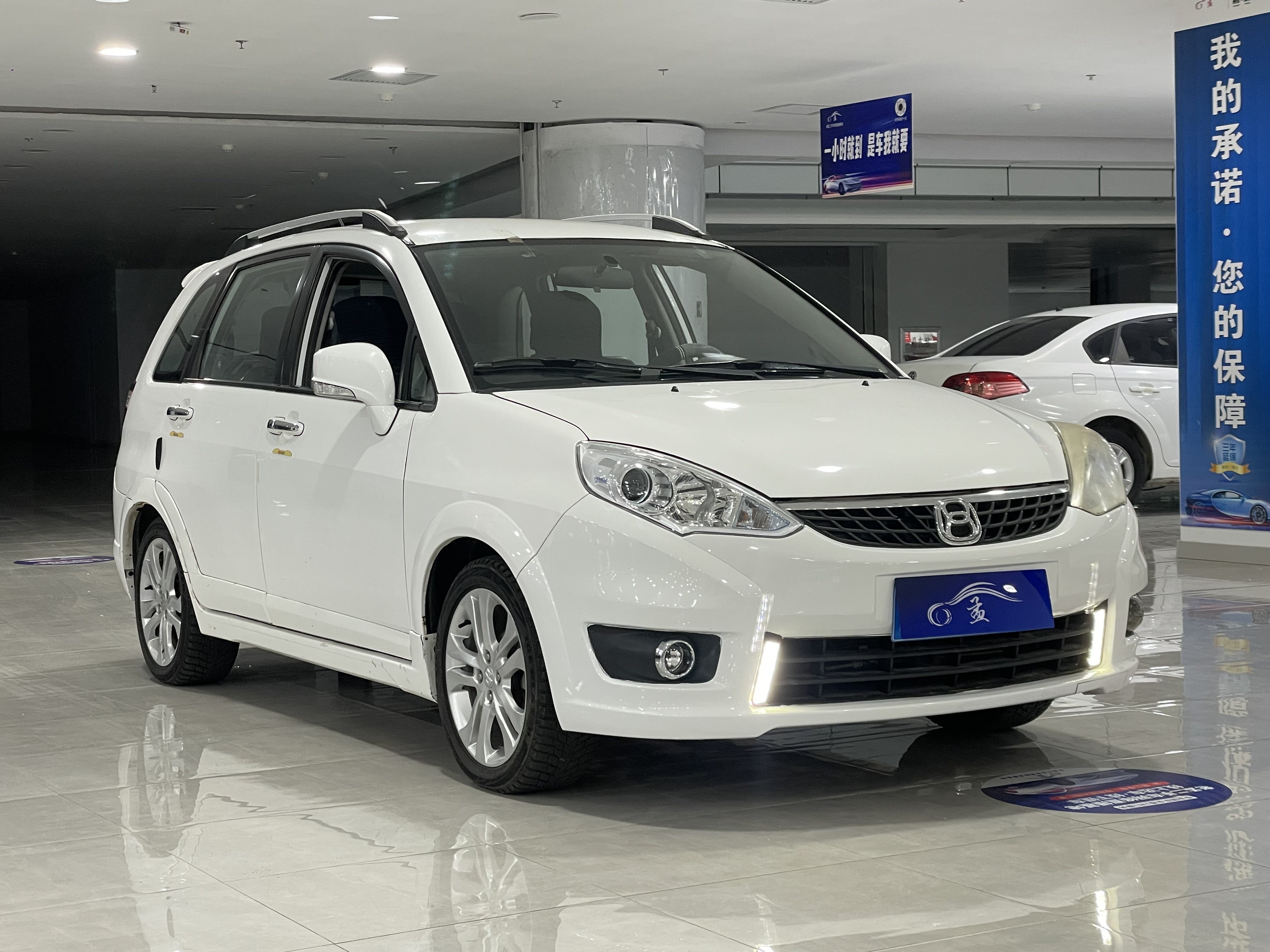Suzuki Liana A6 2015 image de voiture #4