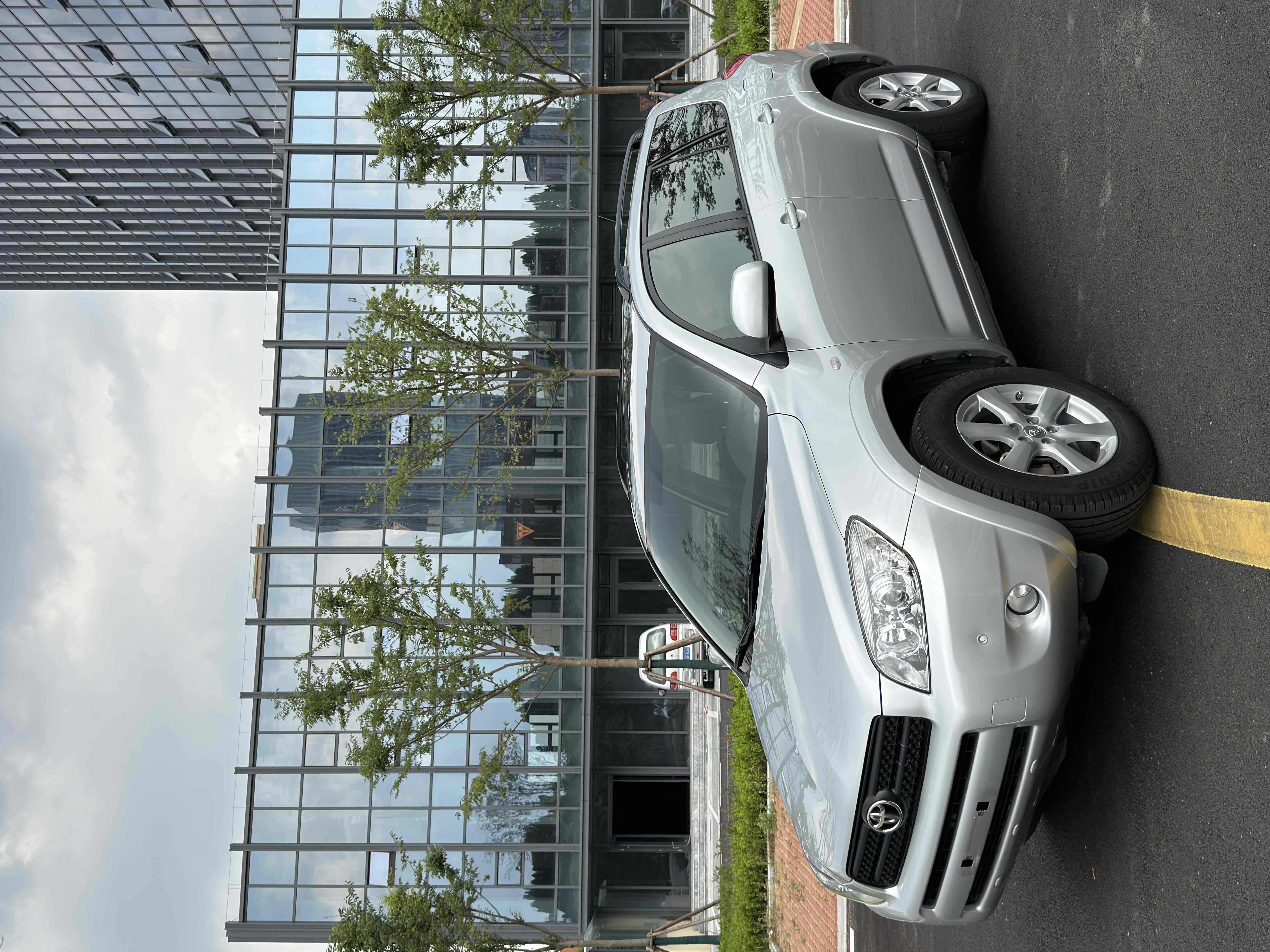 Toyota RAV4 (Imported) 2009 image de voiture #4