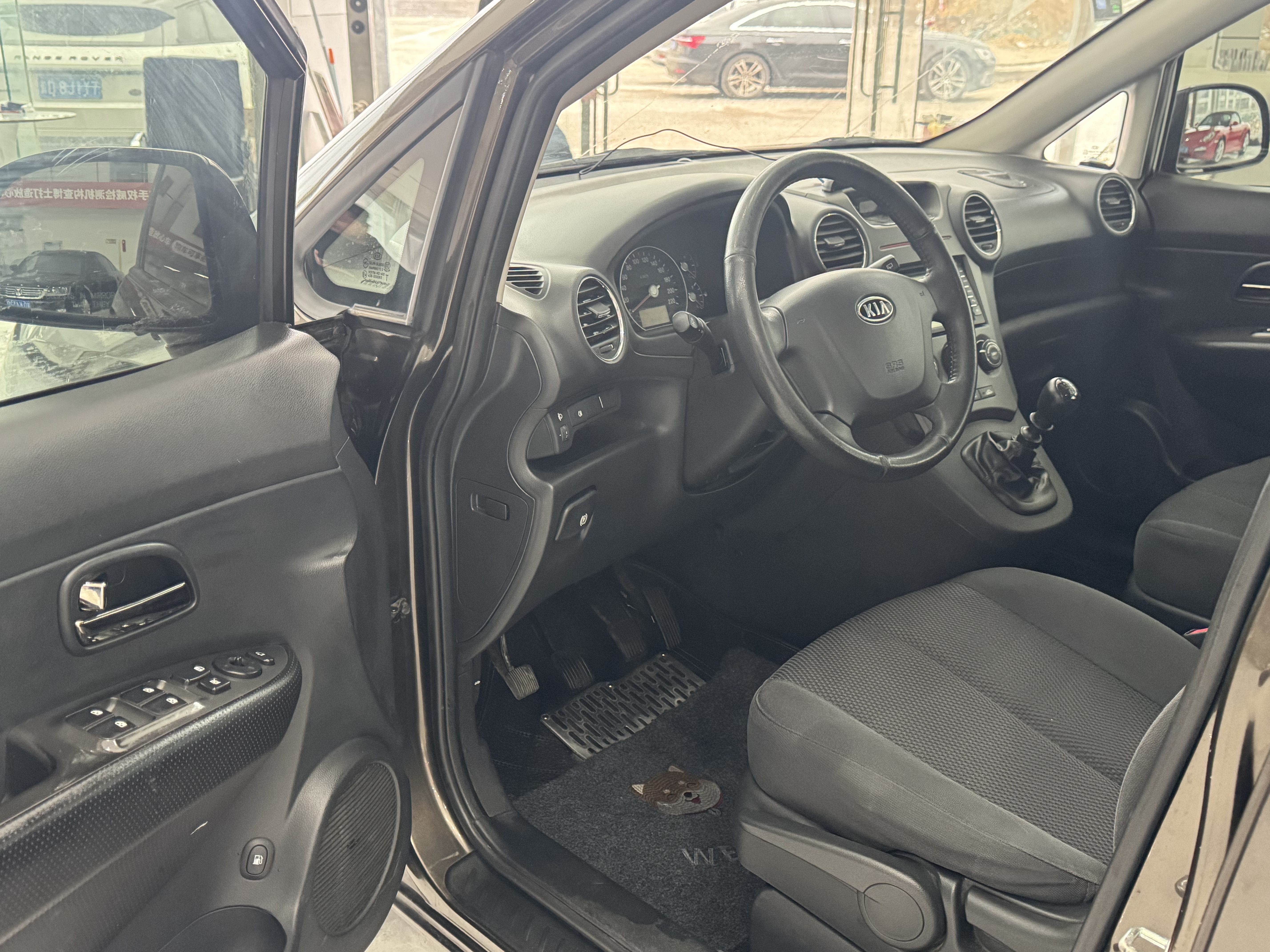 起亚 佳乐 2012 汽车图片 #4