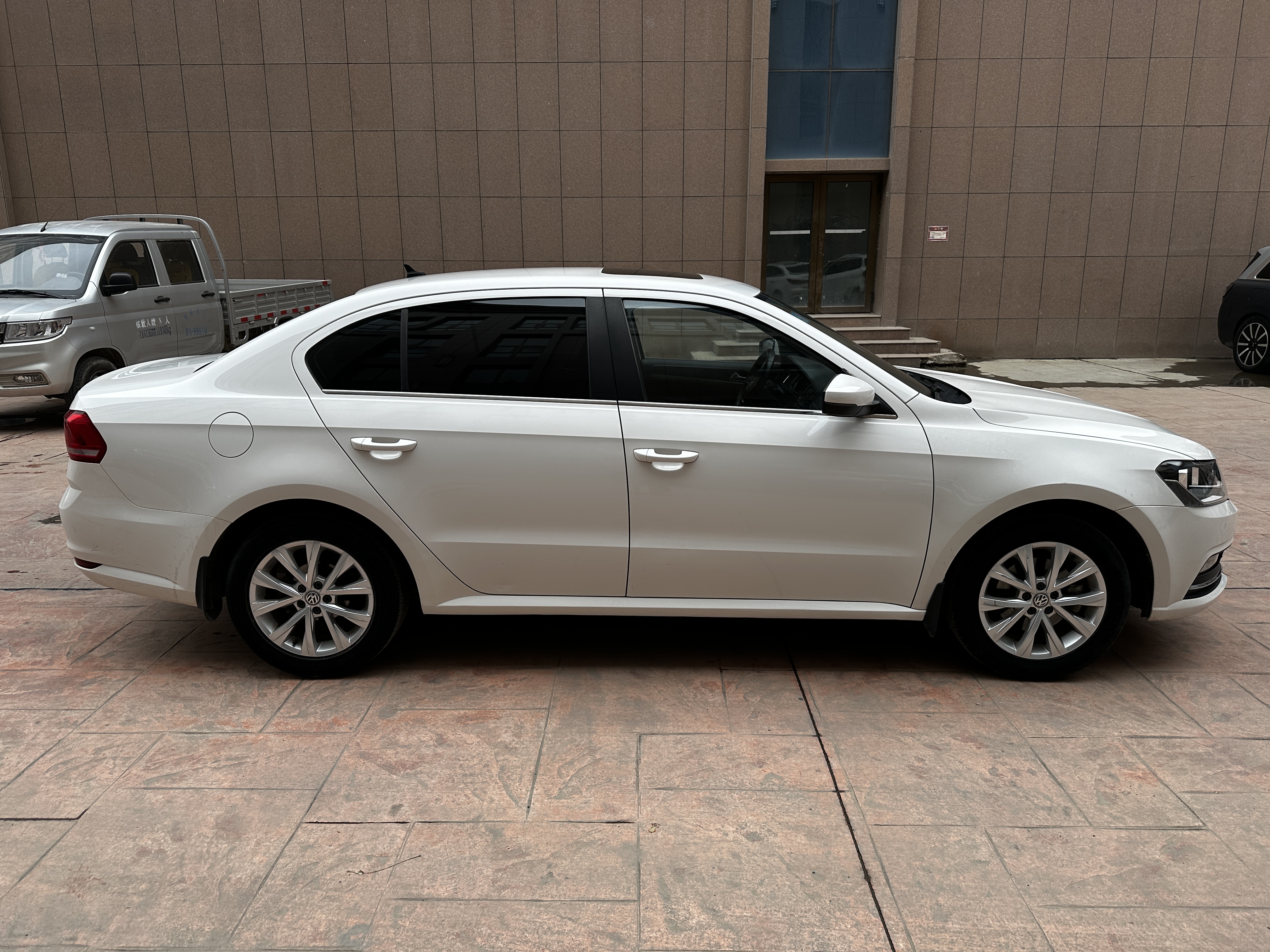 Volkswagen Lavida 2017 #4 Volkswagen Lavida 2017 car image #4