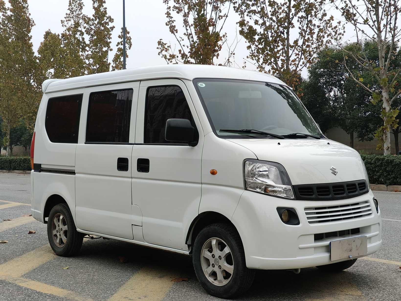 铃木 浪迪 2013 汽车图片 #4