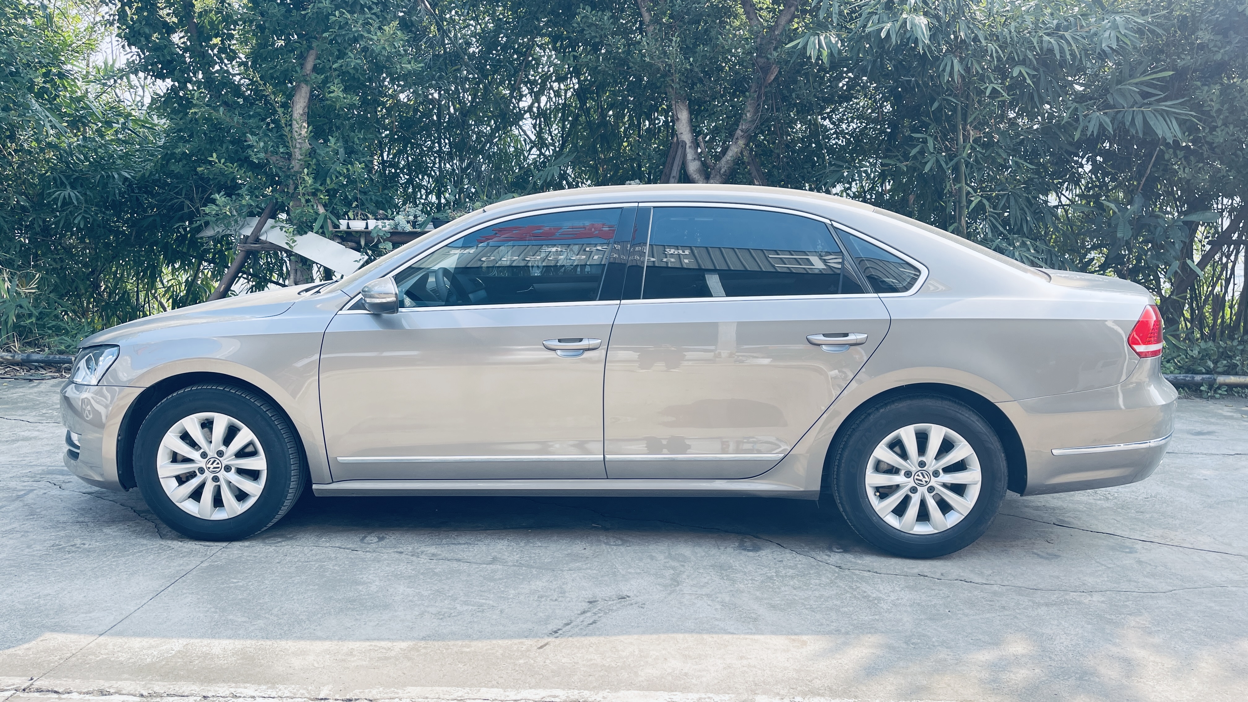 Volkswagen Passat 2016 car image #4