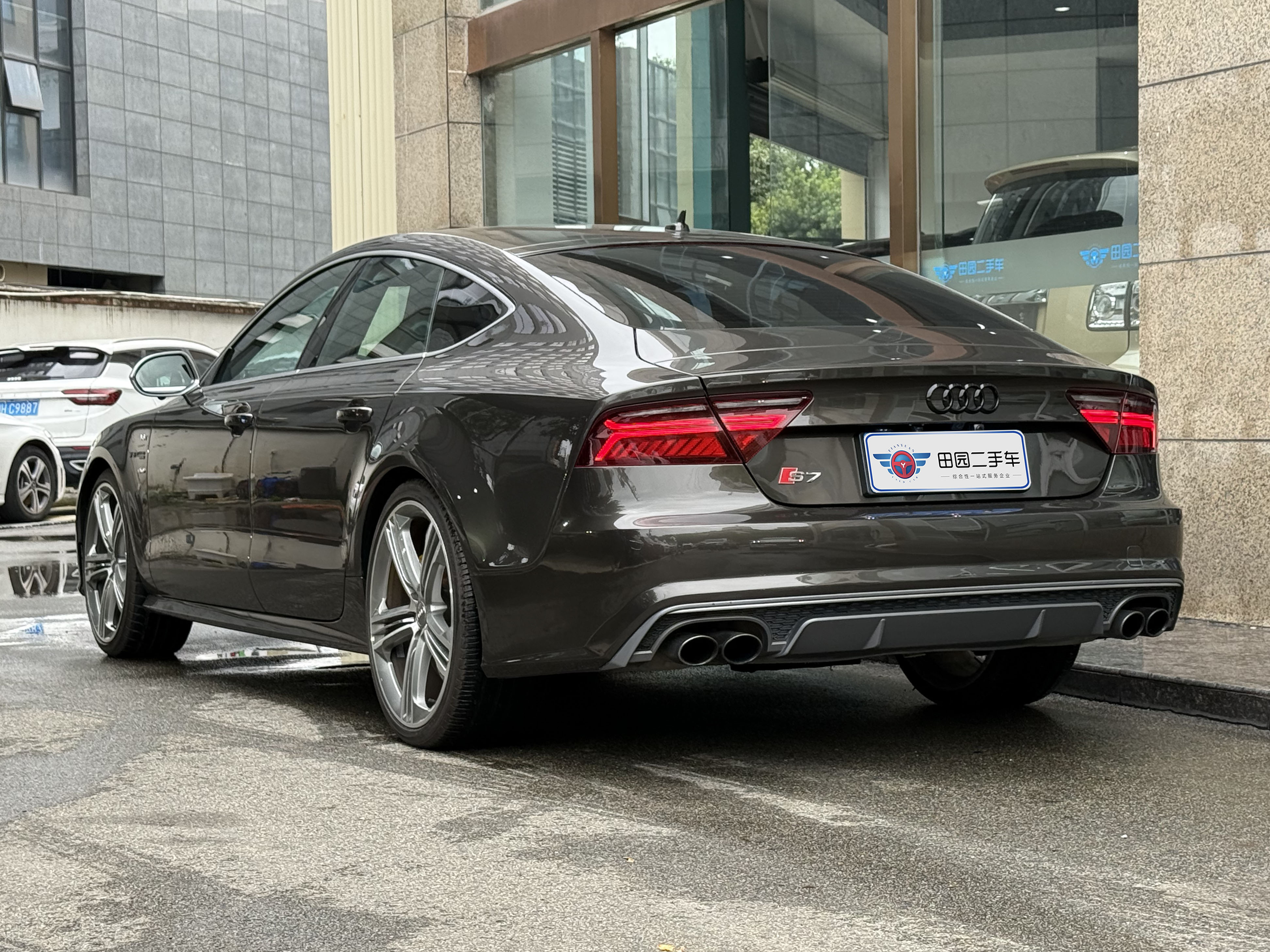 Audi S7 2017 car image #4