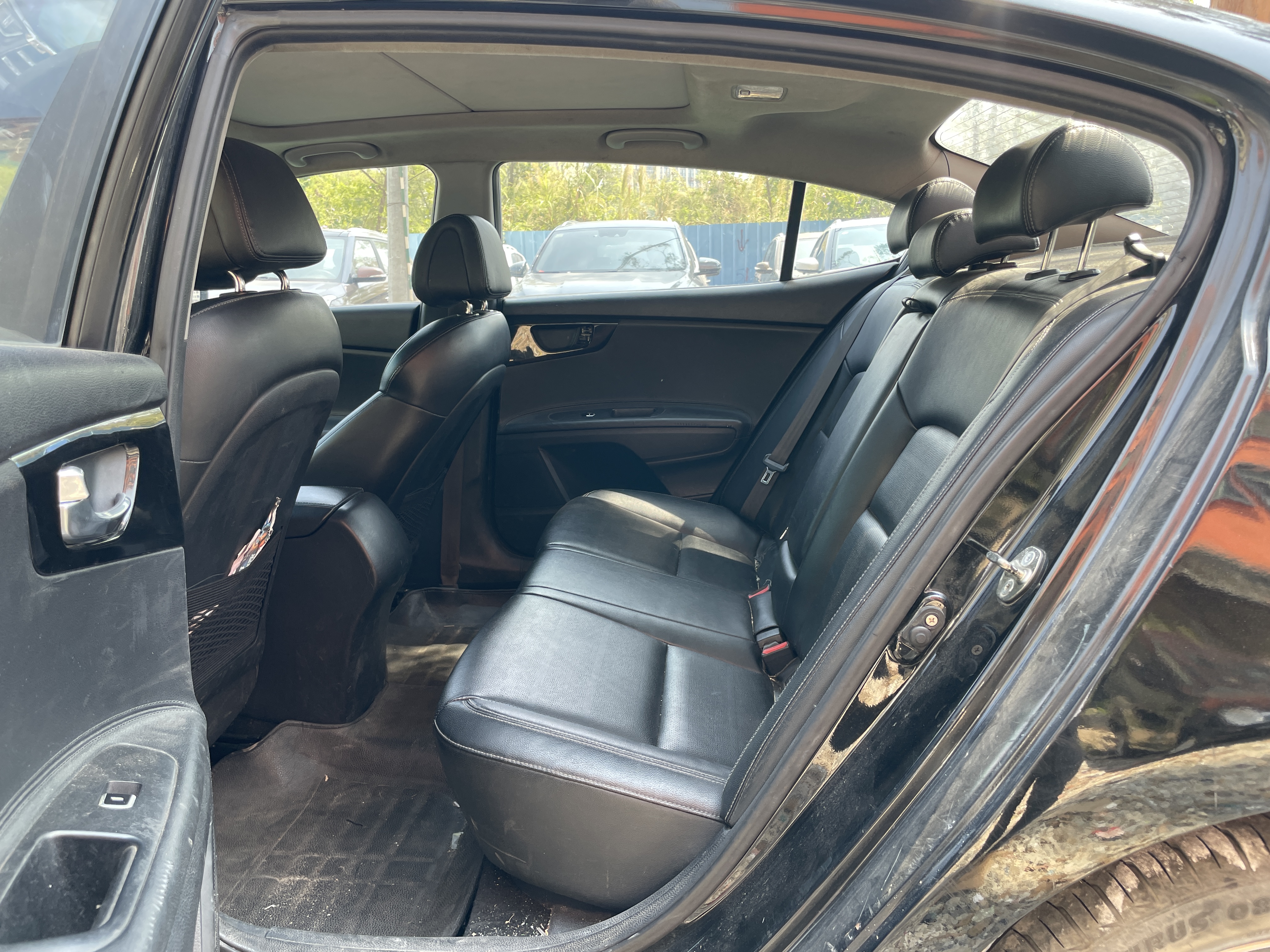 起亚 起亚K4 2015 汽车图片 #4