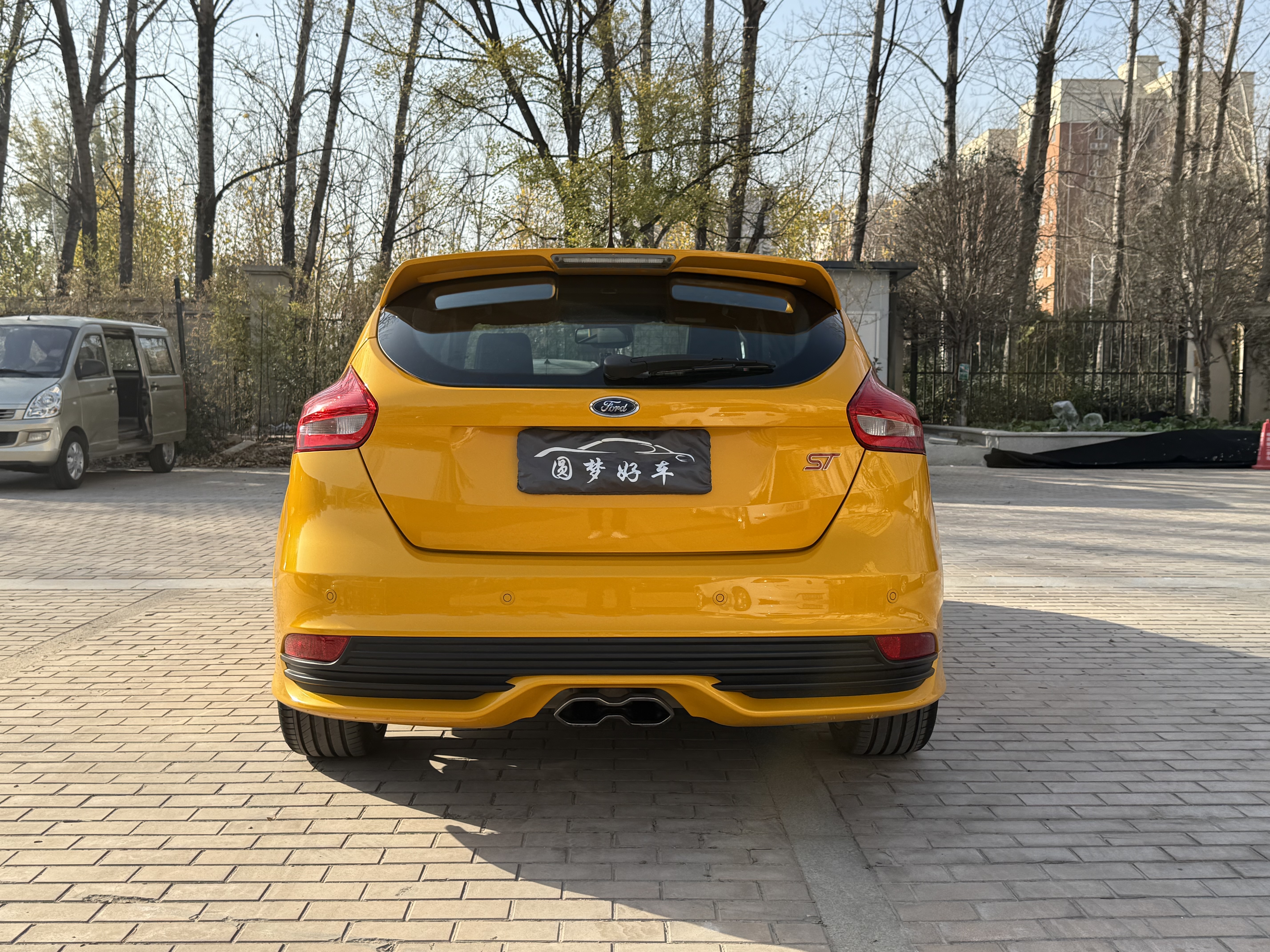 Ford Focus (Imported) 2016 صورة سيارة #4