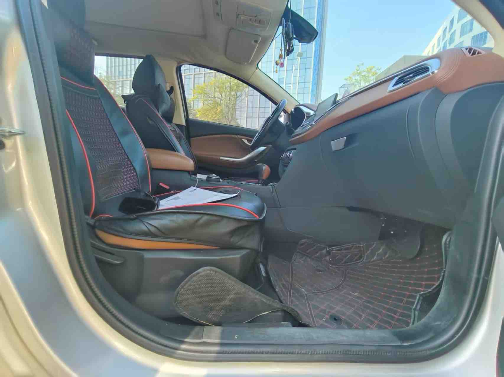 东南 东南DX7 2015 汽车图片 #4